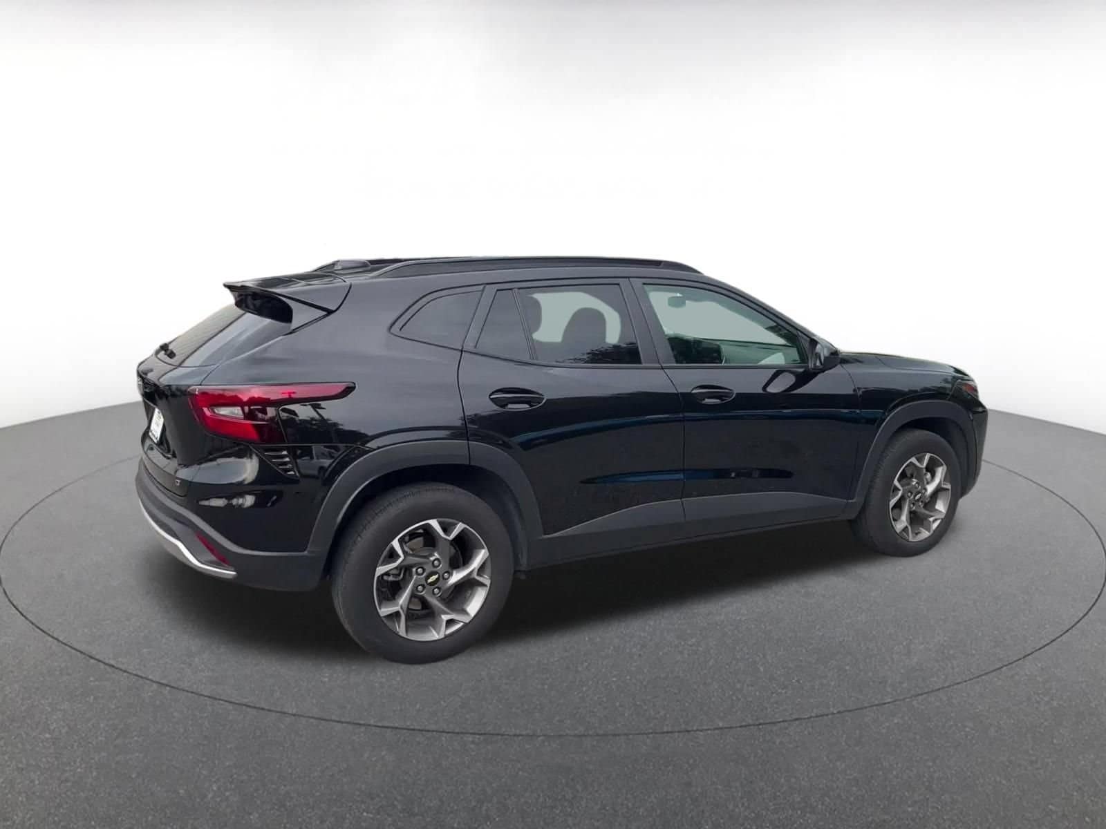Thumbnail: 2025 Chevrolet Trax - 13