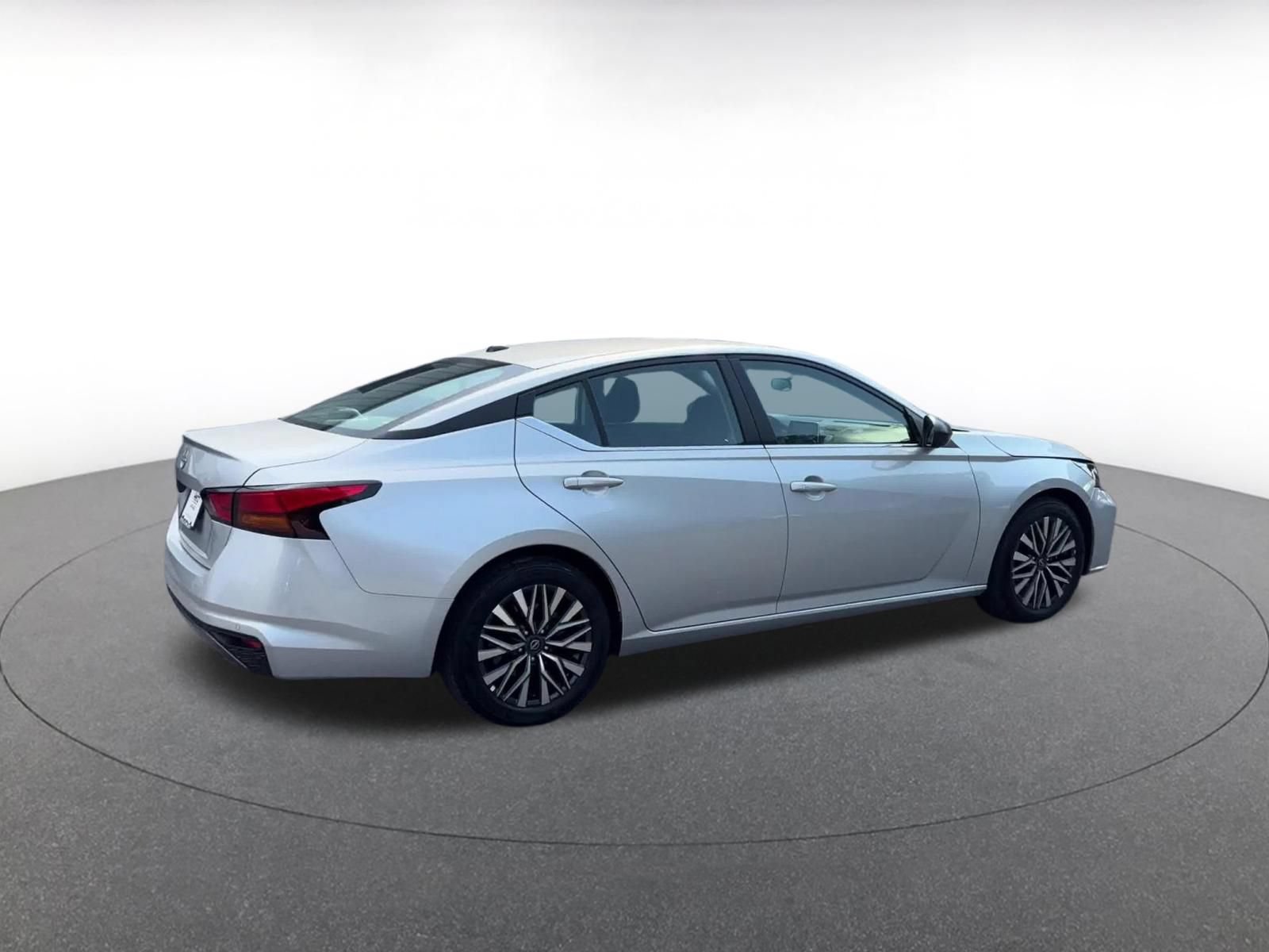 Thumbnail: 2026 Nissan Altima - 13