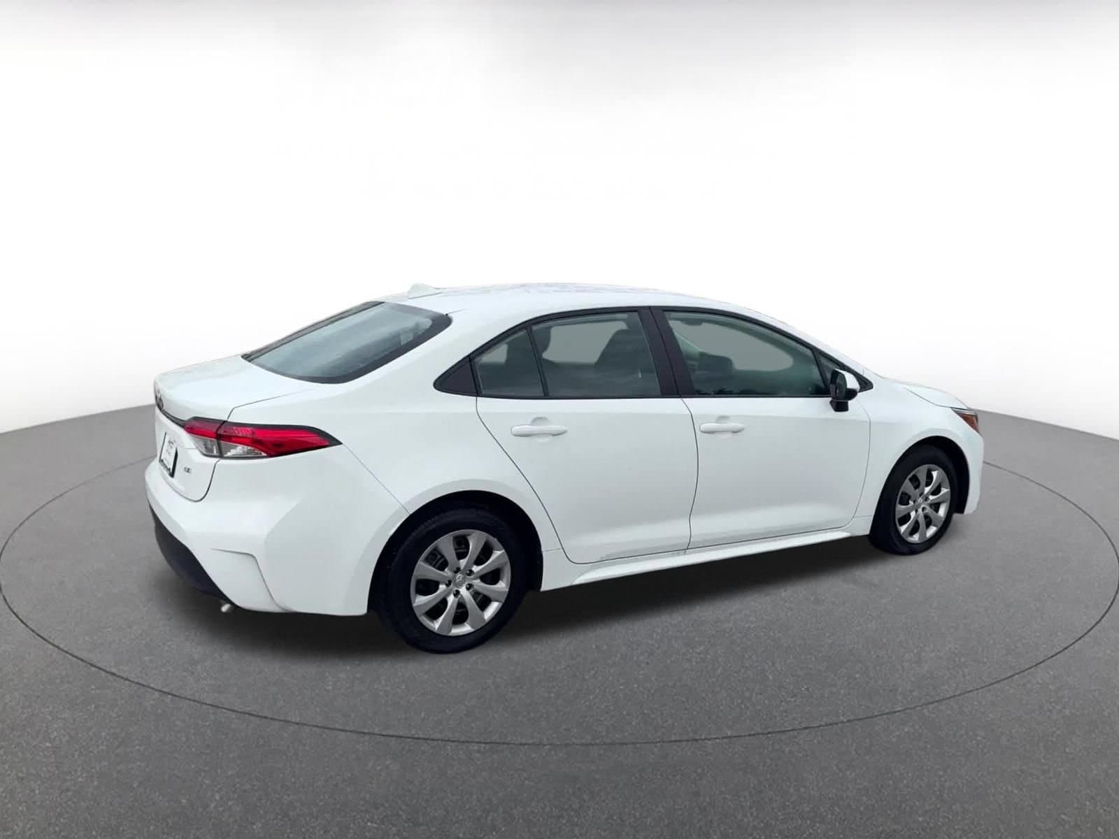 Thumbnail: 2025 Toyota Corolla - 13