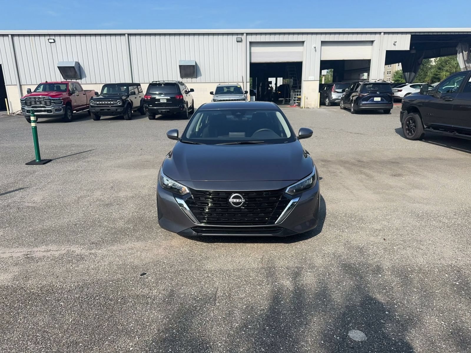 Thumbnail: 2025 Nissan Sentra - 3