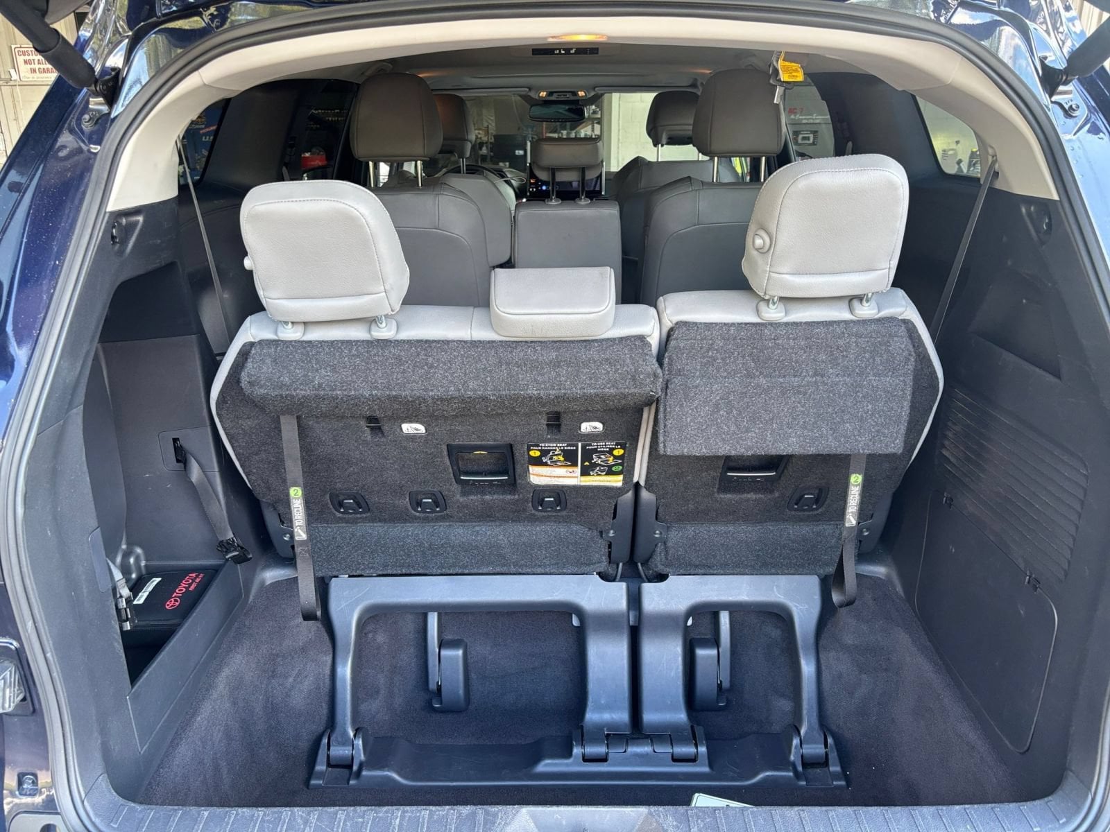 Thumbnail: 2025 Toyota Sienna - 34