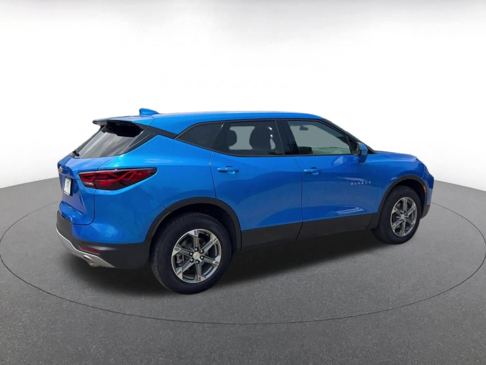 Thumbnail: 2026 Chevrolet Blazer - 13