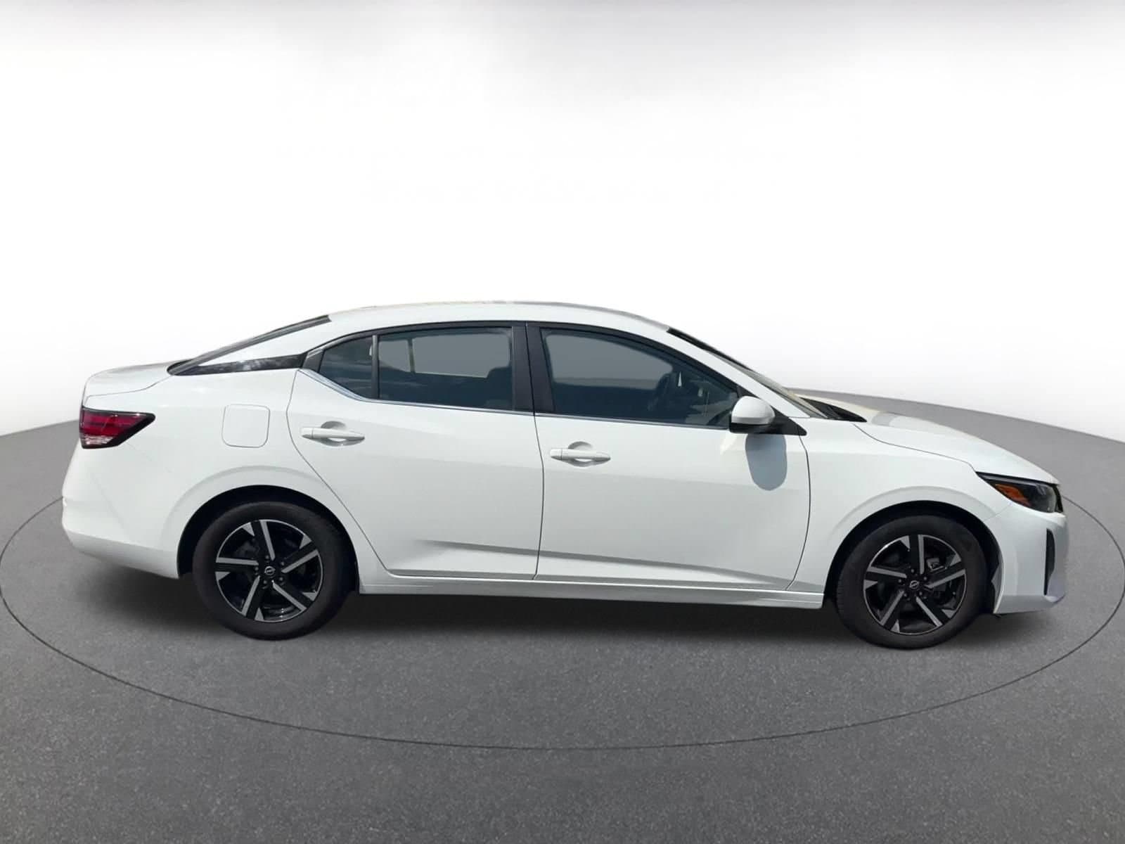 Thumbnail: 2025 Nissan Sentra - 15