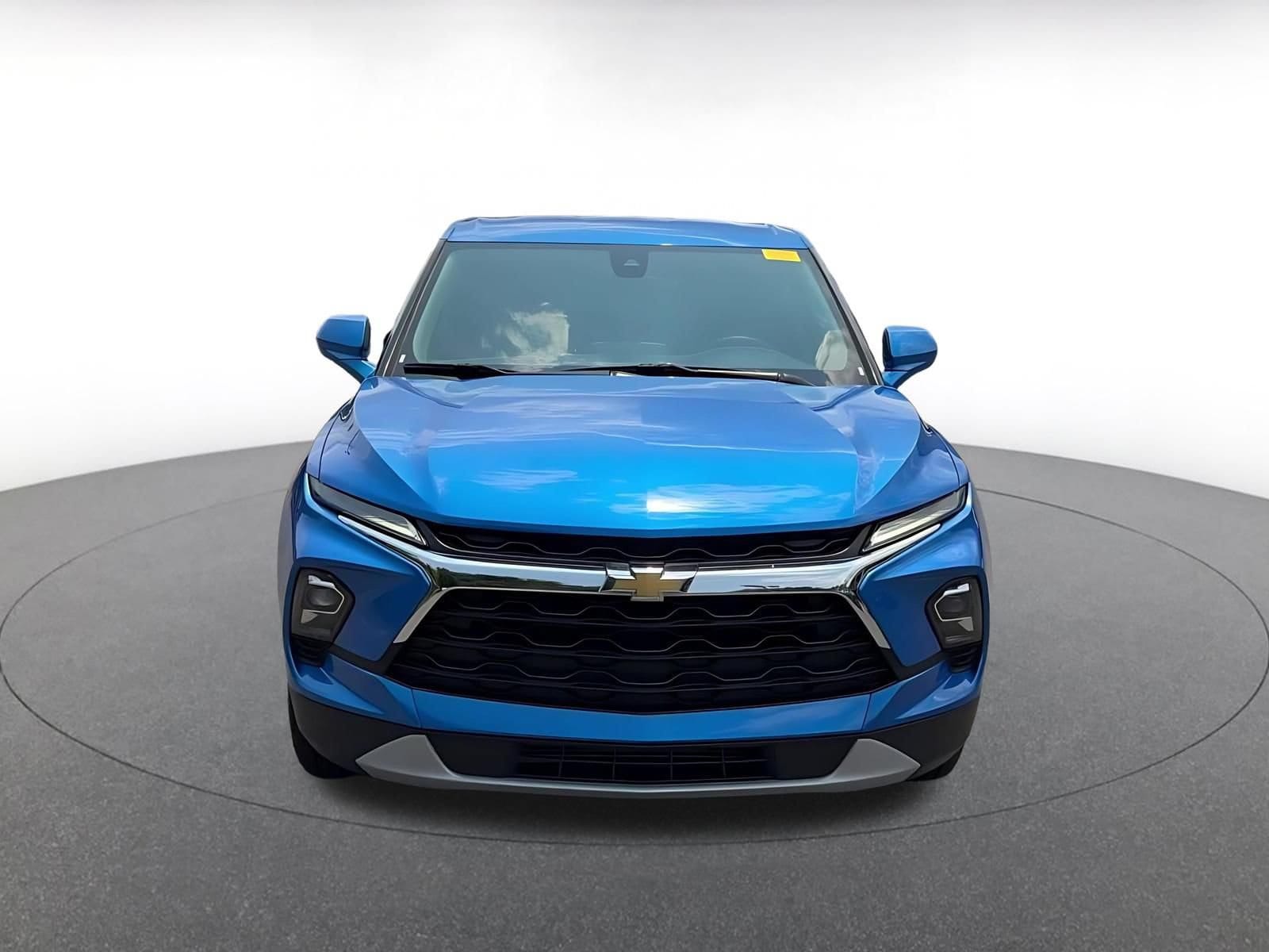 Thumbnail: 2026 Chevrolet Blazer - 3