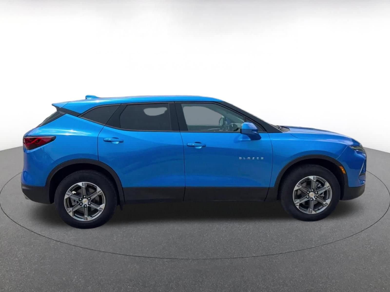 Thumbnail: 2026 Chevrolet Blazer - 15