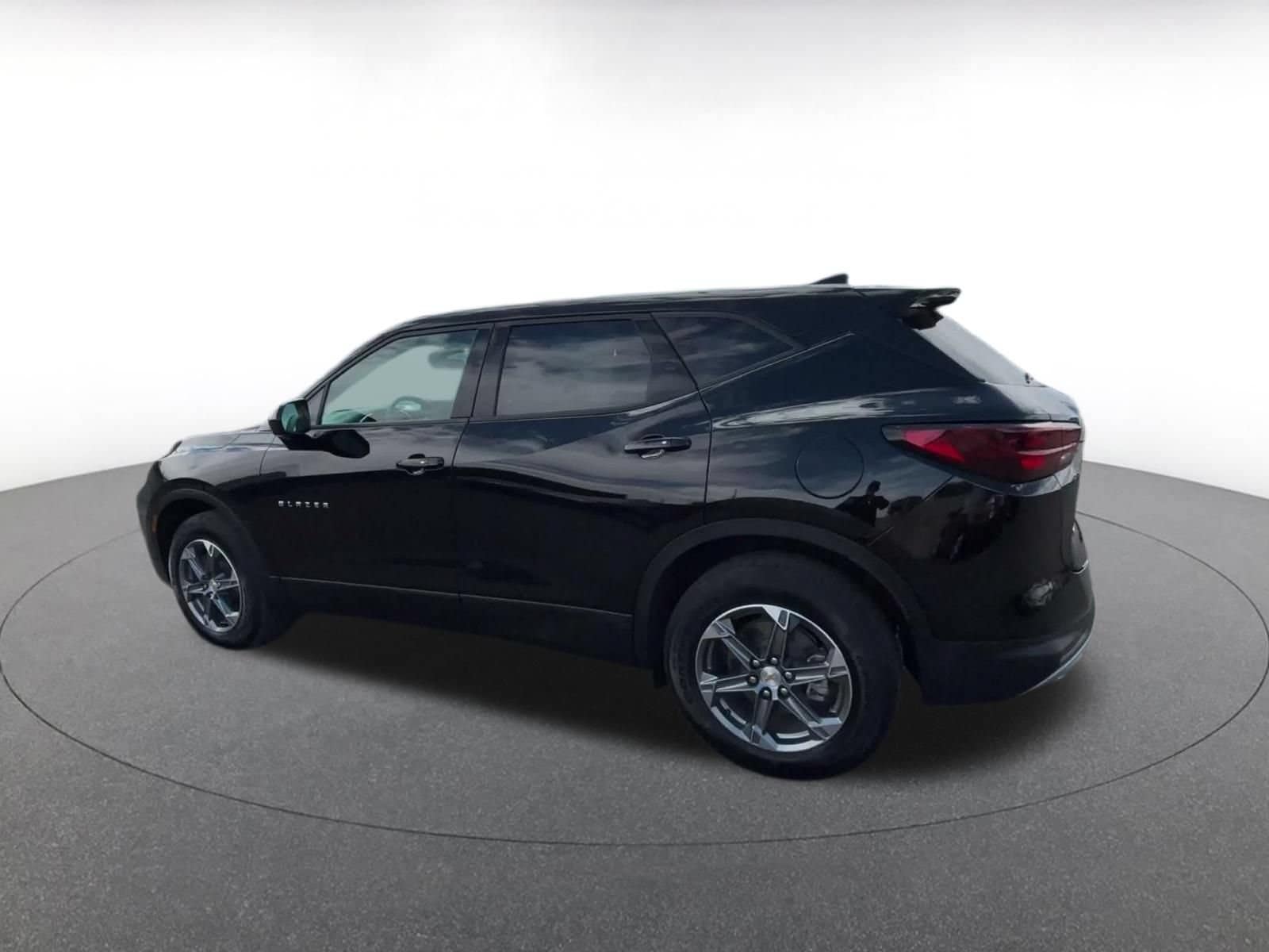 Thumbnail: 2026 Chevrolet Blazer - 9