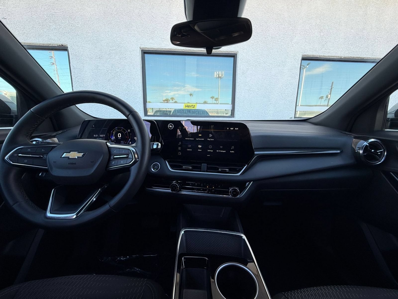 Thumbnail: 2025 Chevrolet Equinox - 32