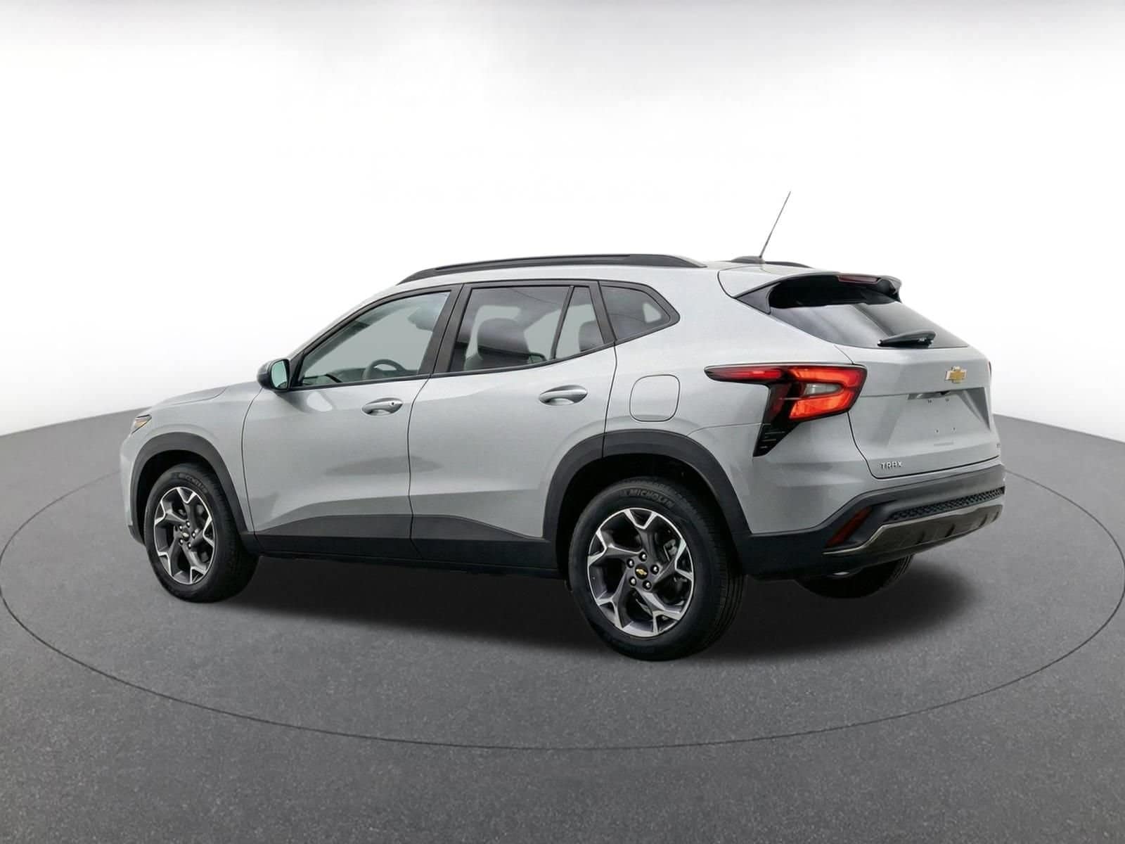 Thumbnail: 2025 Chevrolet Trax - 6