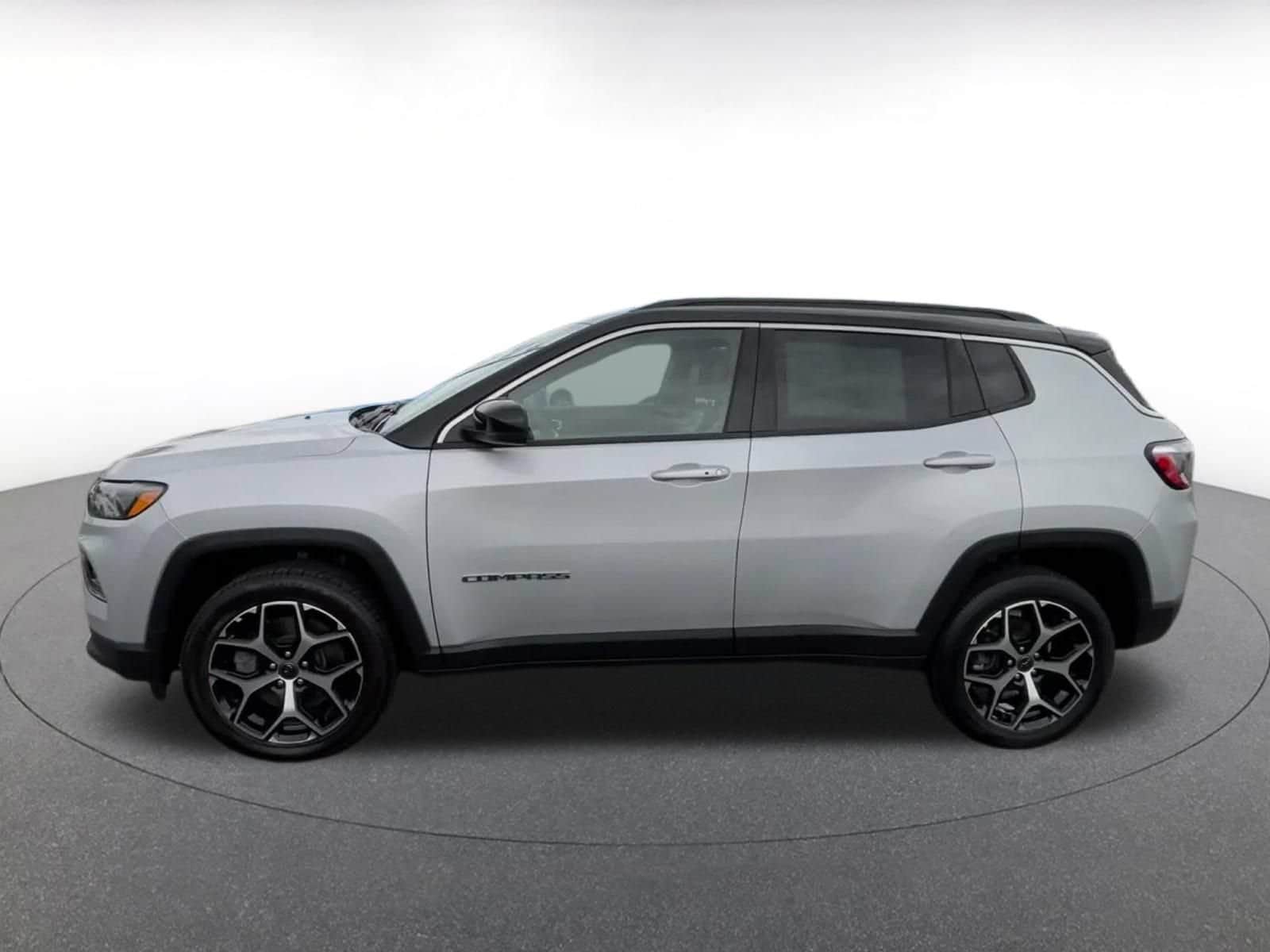 Thumbnail: 2025 Jeep Compass - 8