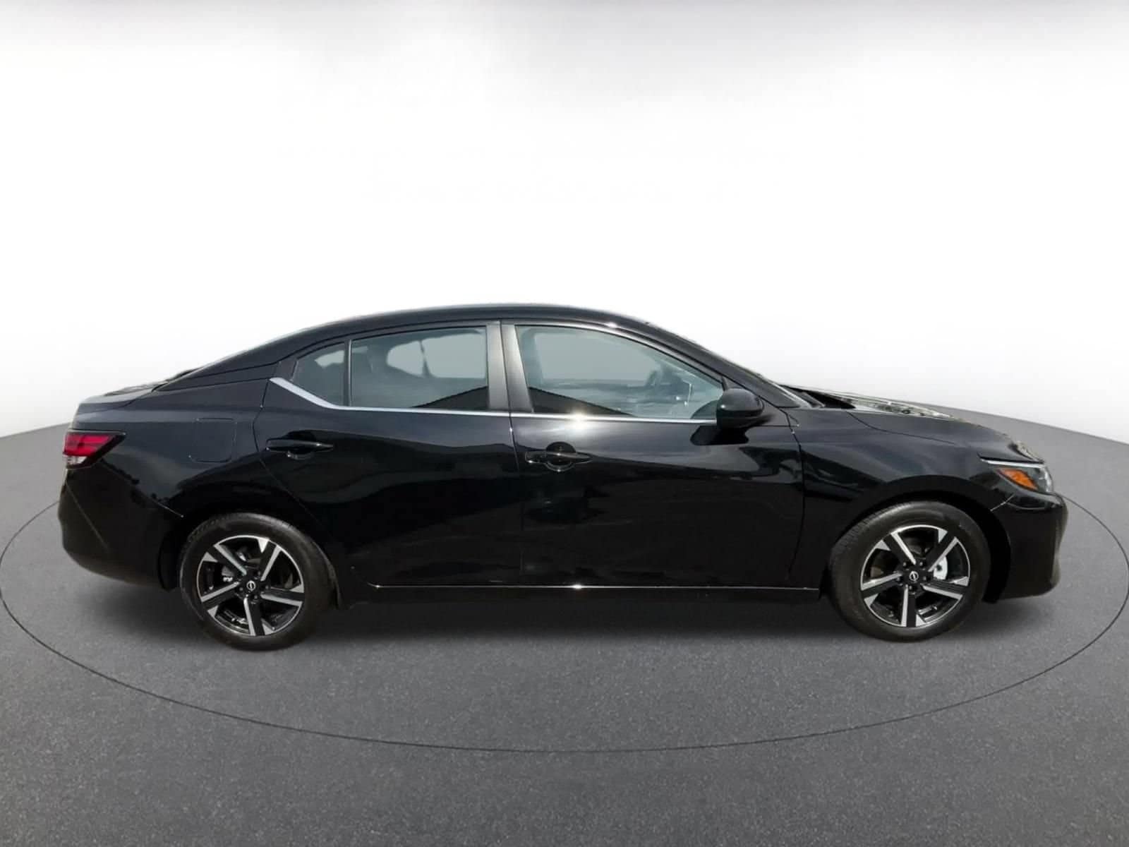 Thumbnail: 2025 Nissan Sentra - 15