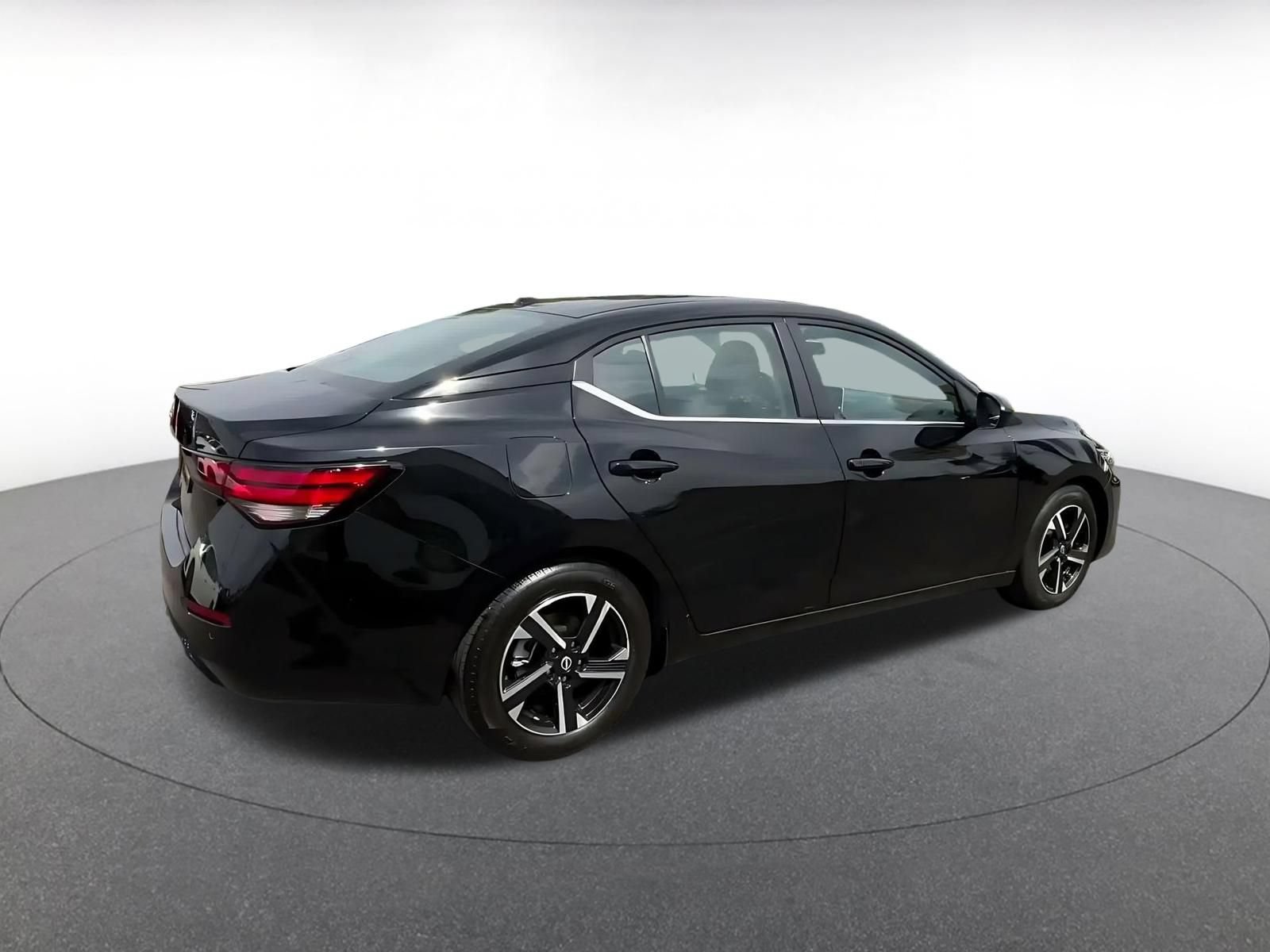 Thumbnail: 2025 Nissan Sentra - 13