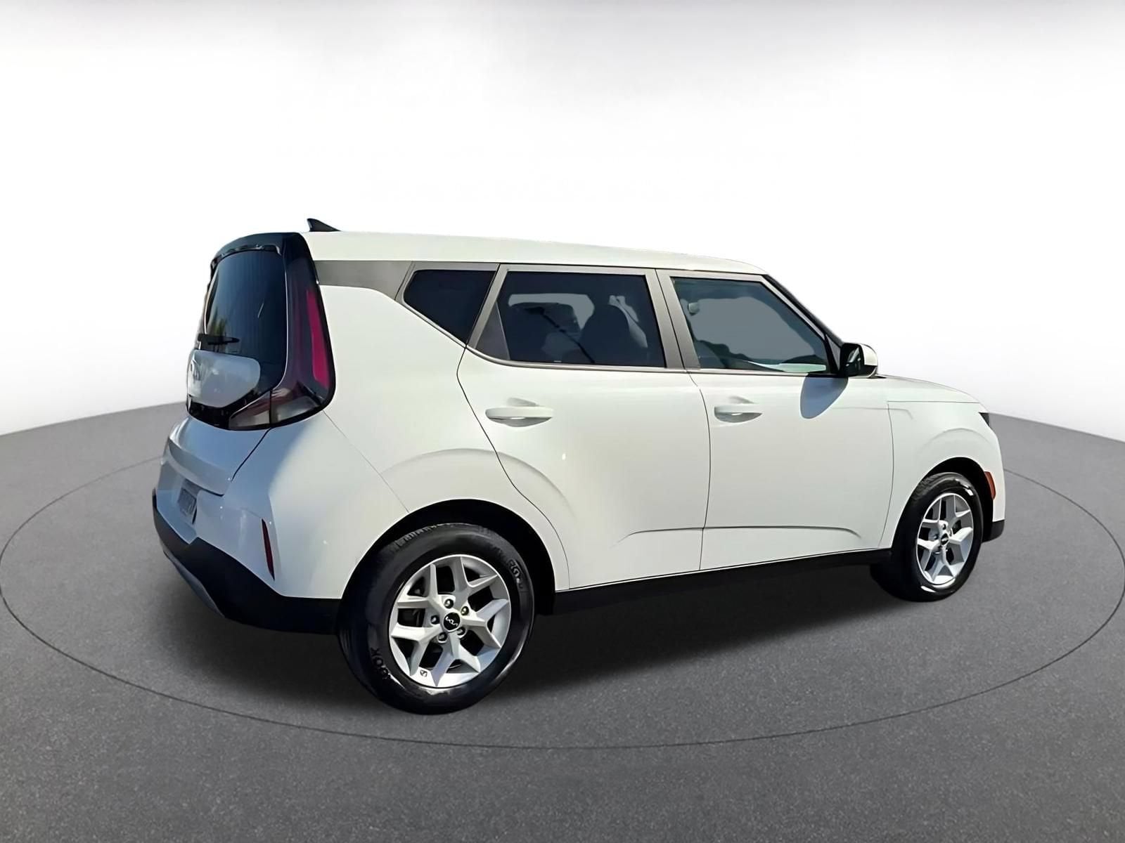 Thumbnail: 2025 Kia Soul - 14