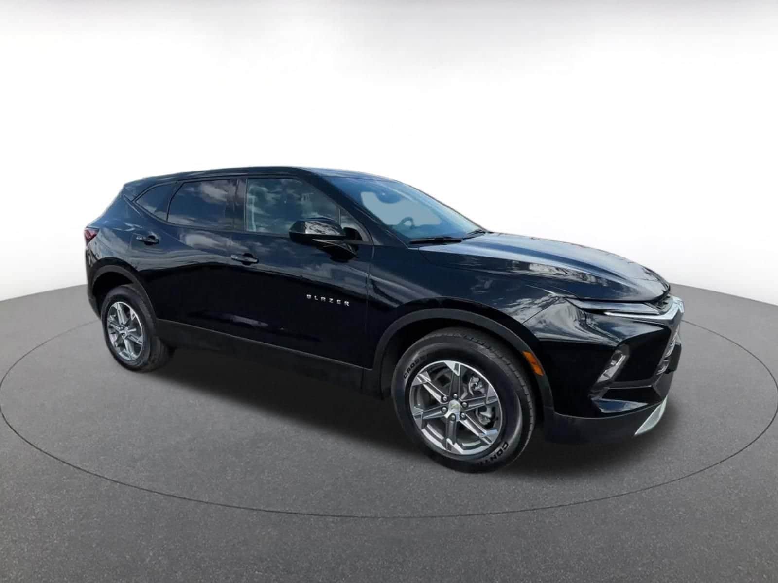 Thumbnail: 2026 Chevrolet Blazer - 2