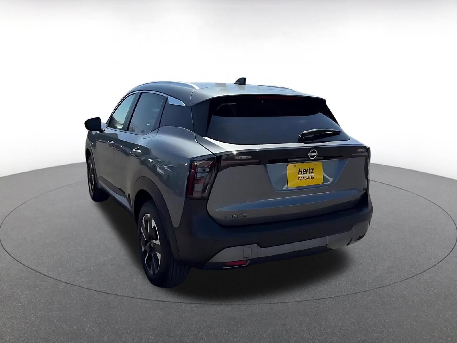 Thumbnail: 2026 Nissan Kicks - 10