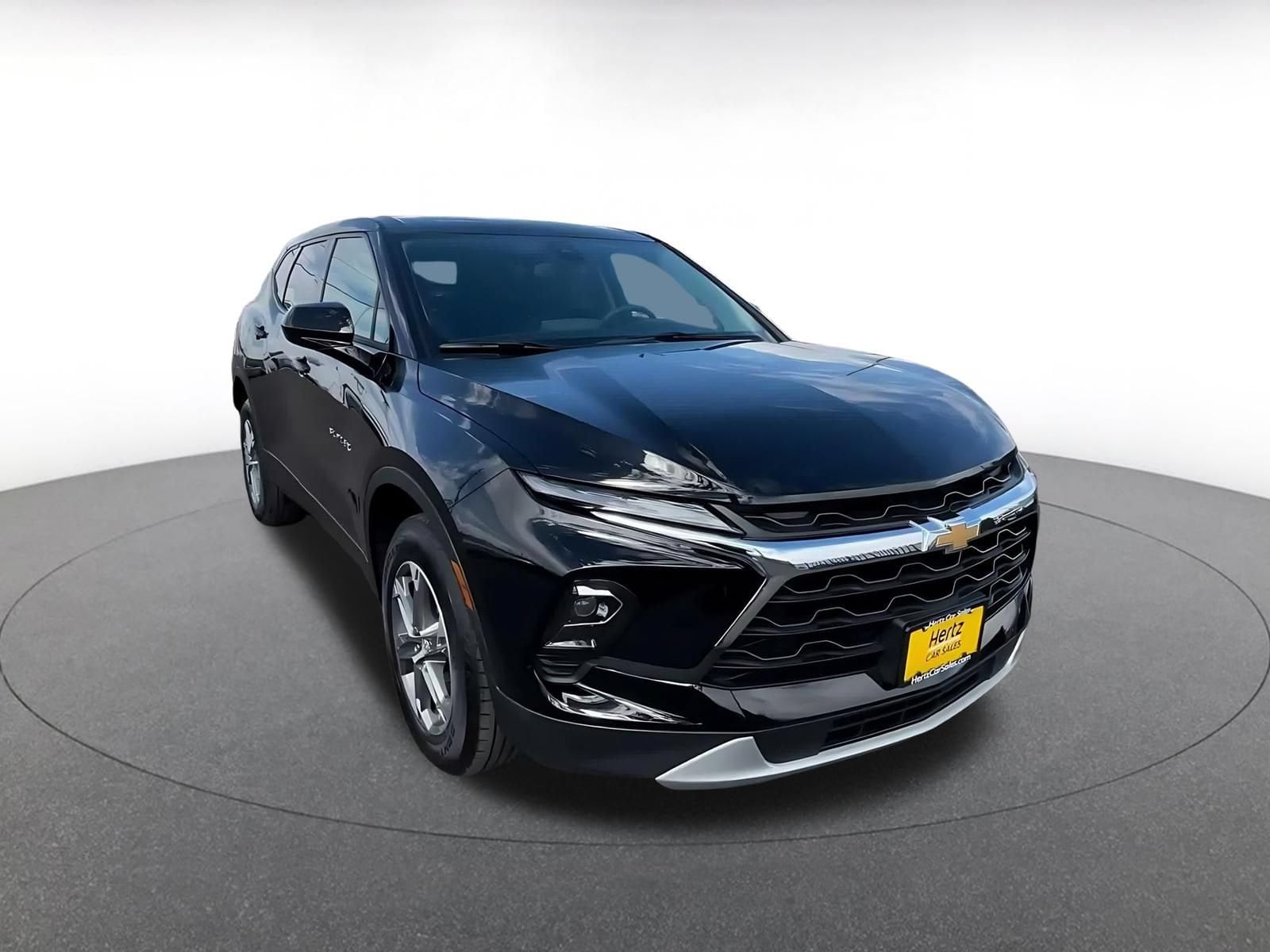 Thumbnail: 2026 Chevrolet Blazer - 3