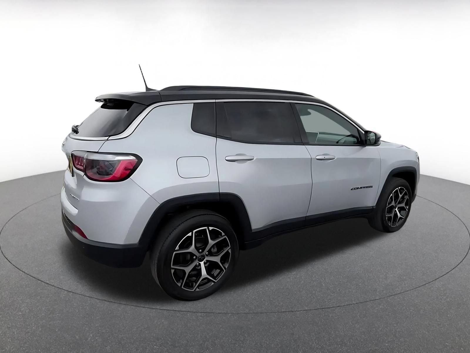 Thumbnail: 2025 Jeep Compass - 14