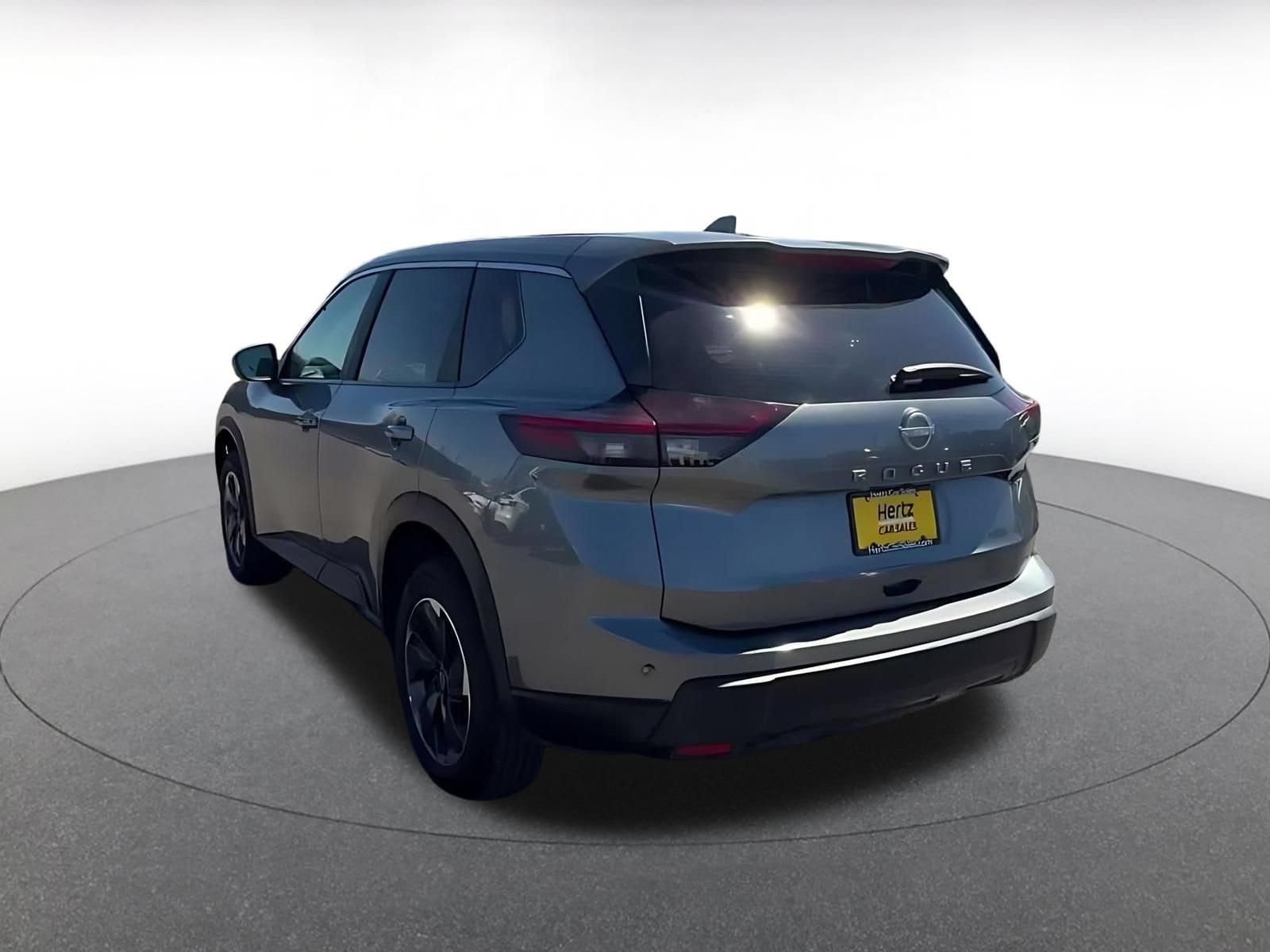 Thumbnail: 2025 Nissan Rogue - 10