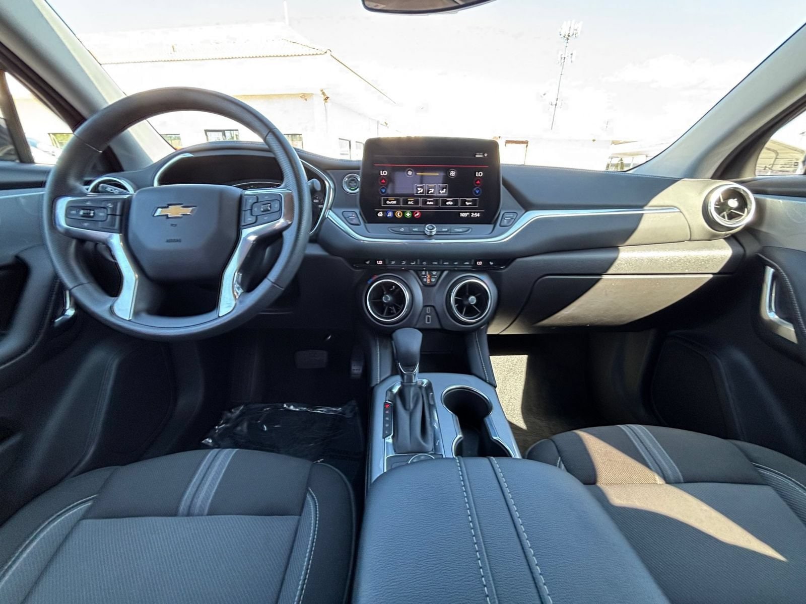 Thumbnail: 2026 Chevrolet Blazer - 33