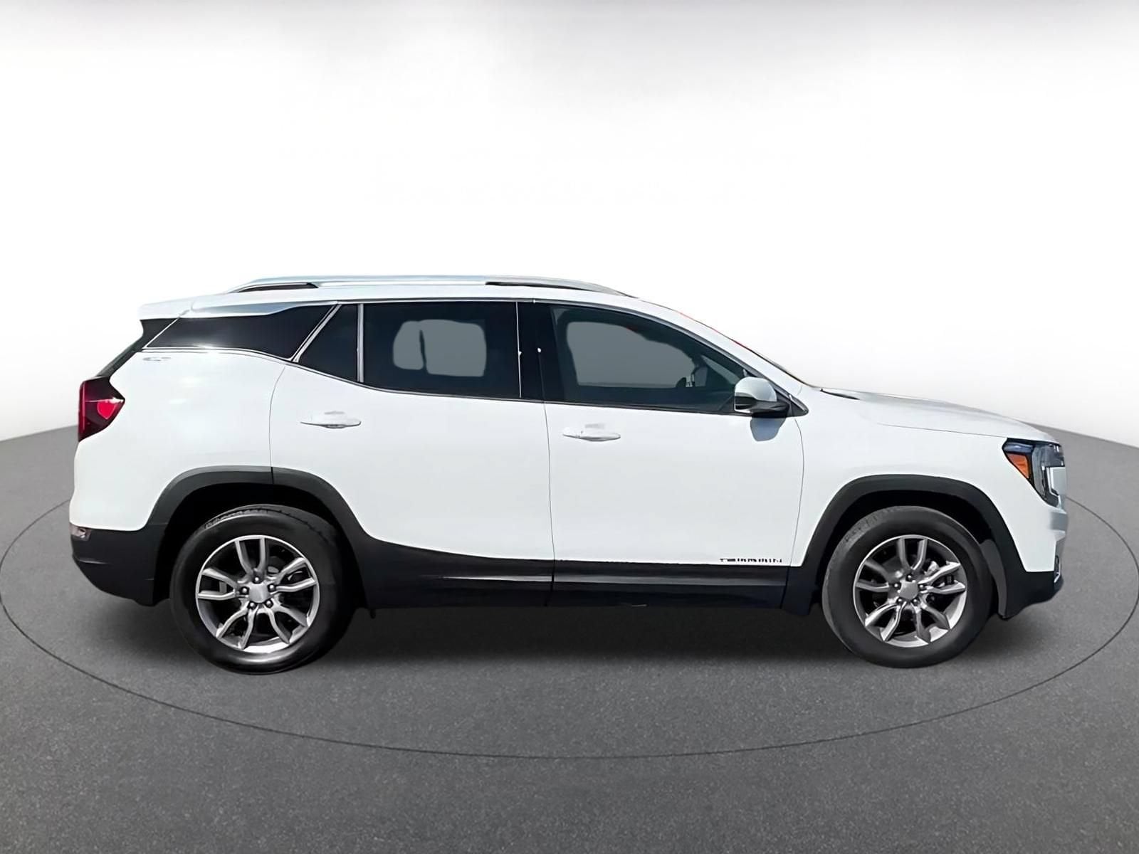 Thumbnail: 2024 GMC Terrain - 15