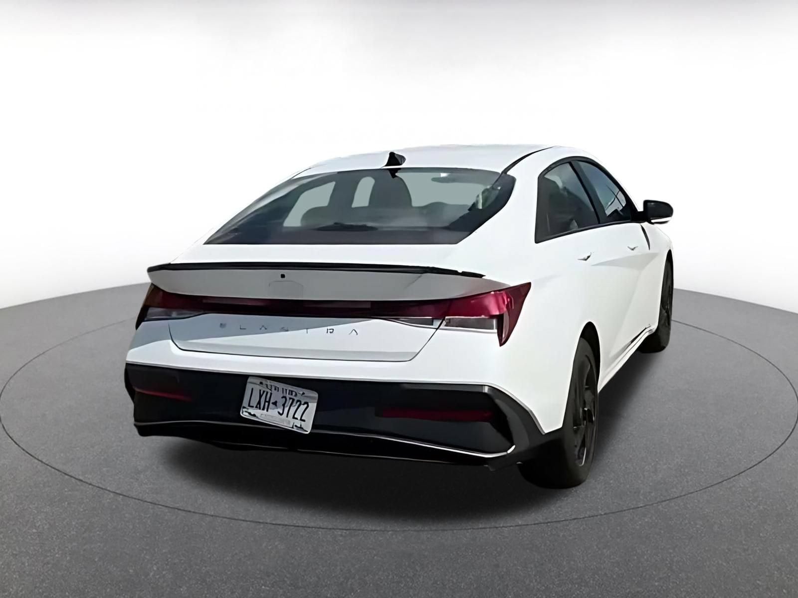 Thumbnail: 2026 Hyundai Elantra - 8