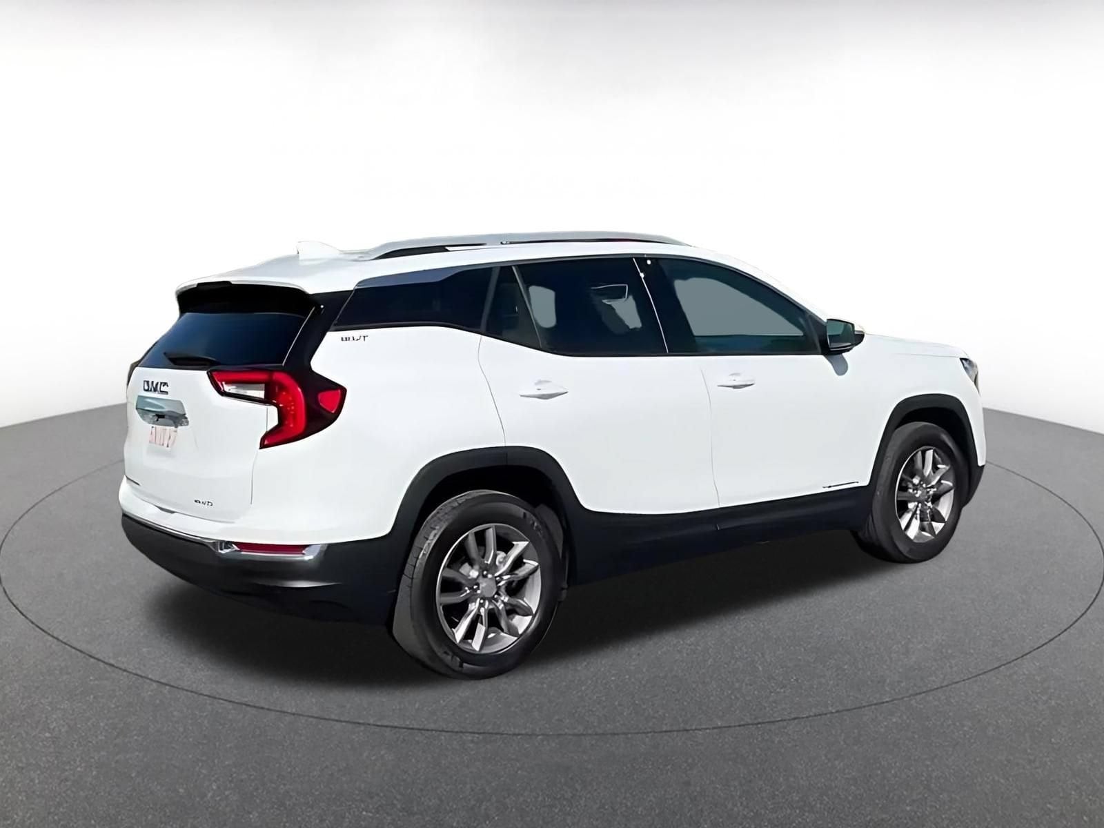 Thumbnail: 2024 GMC Terrain - 13