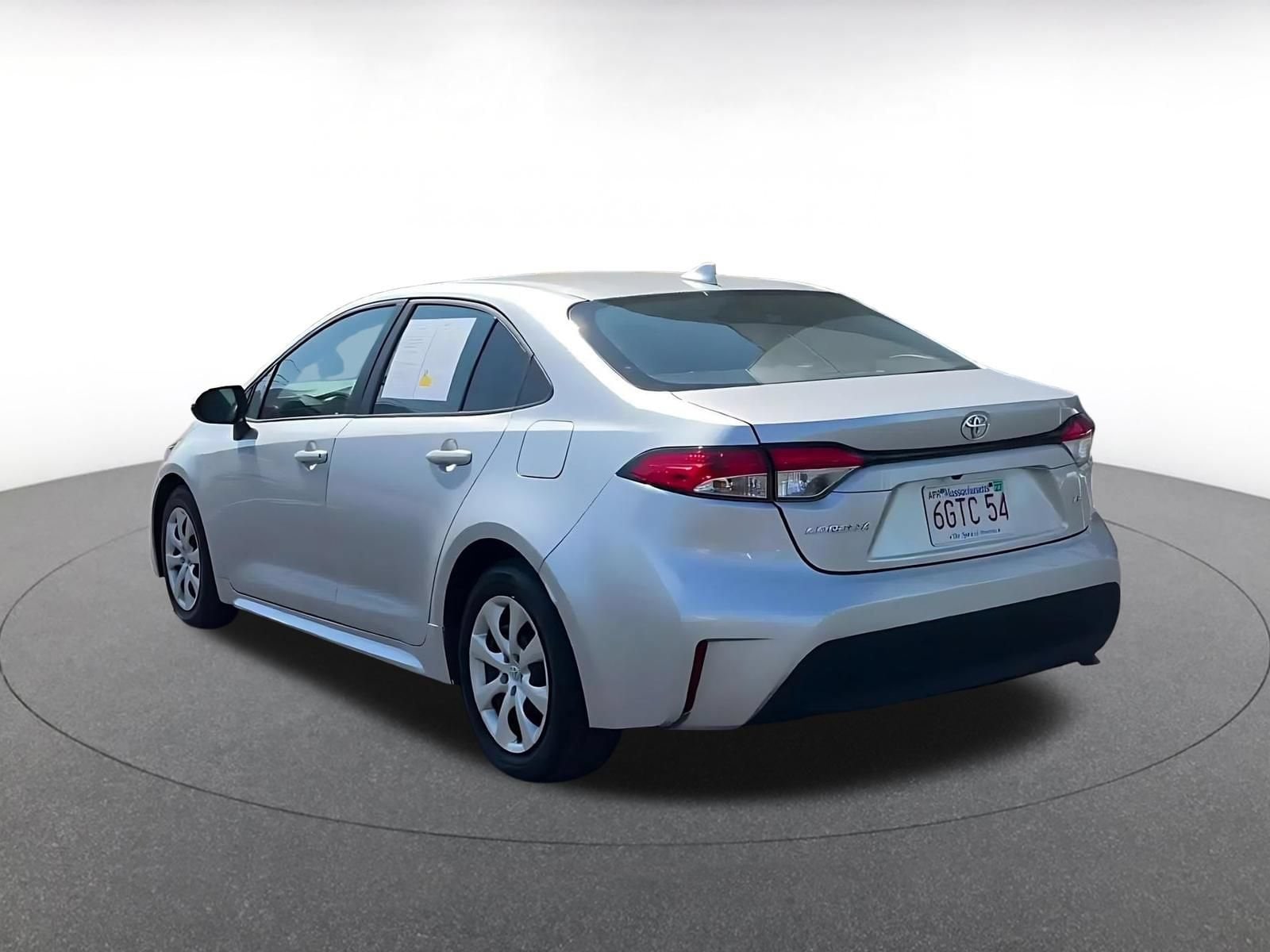 Thumbnail: 2025 Toyota Corolla - 10