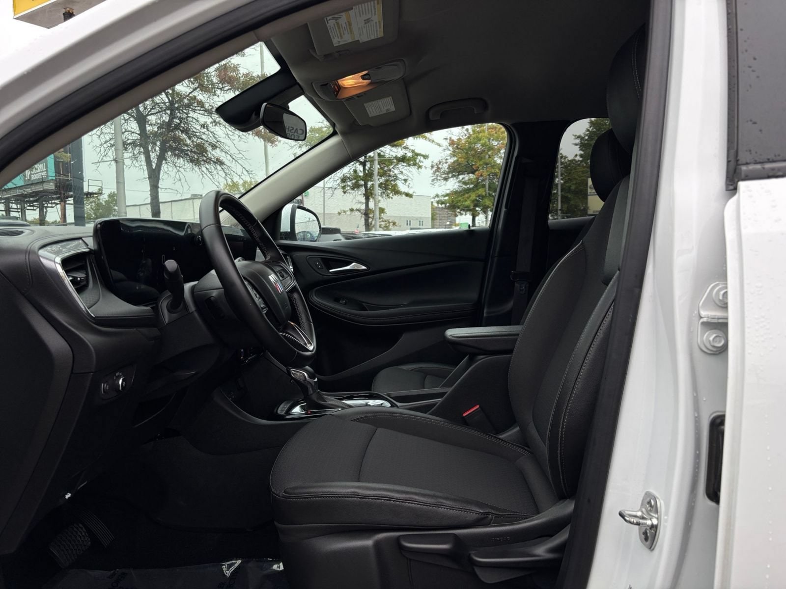 Thumbnail: 2025 Buick Encore GX - 22