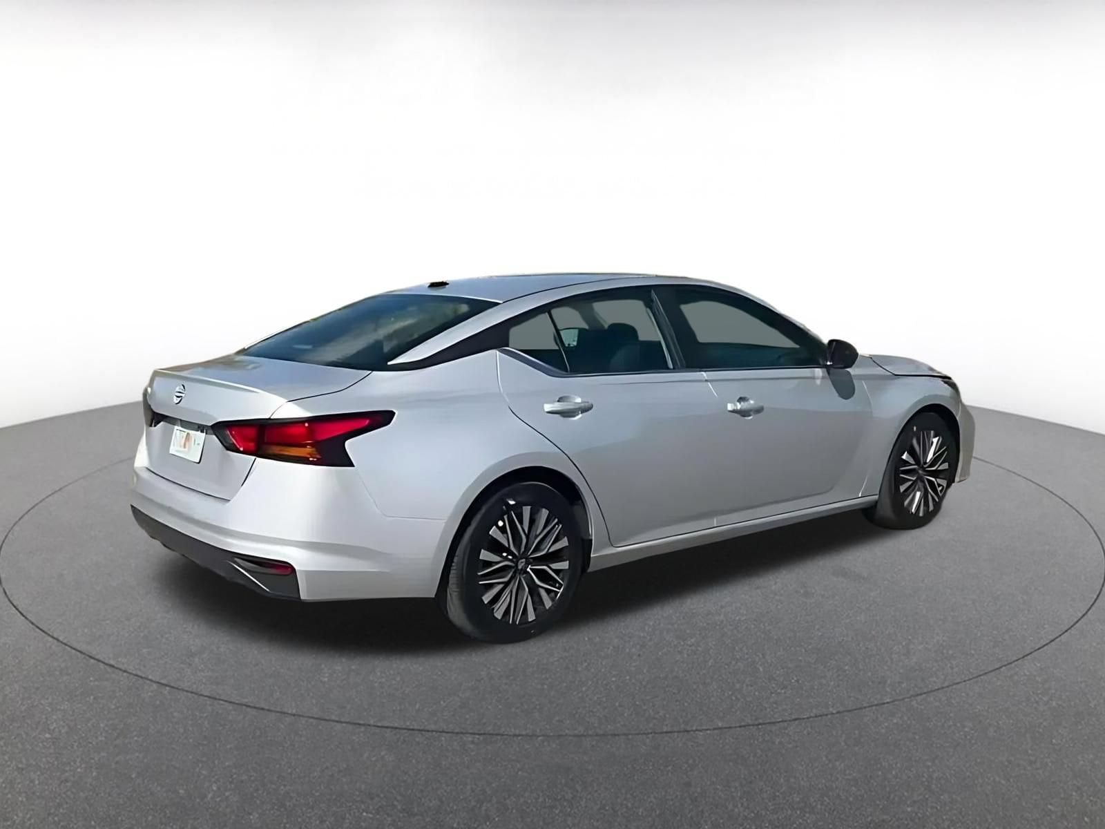 Thumbnail: 2026 Nissan Altima - 12