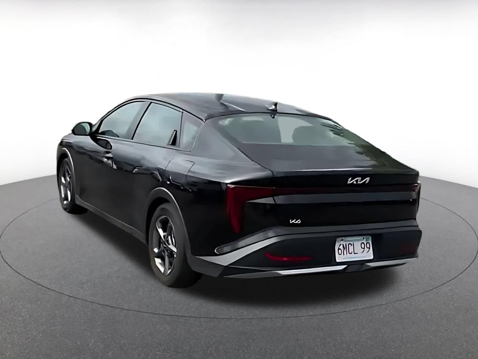 Thumbnail: 2026 Kia K4 - 10