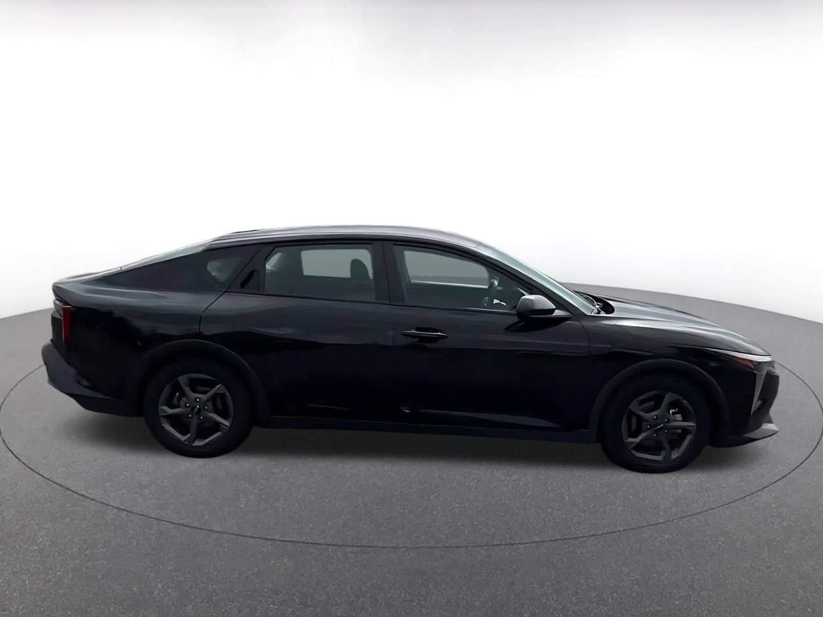Thumbnail: 2026 Kia K4 - 14