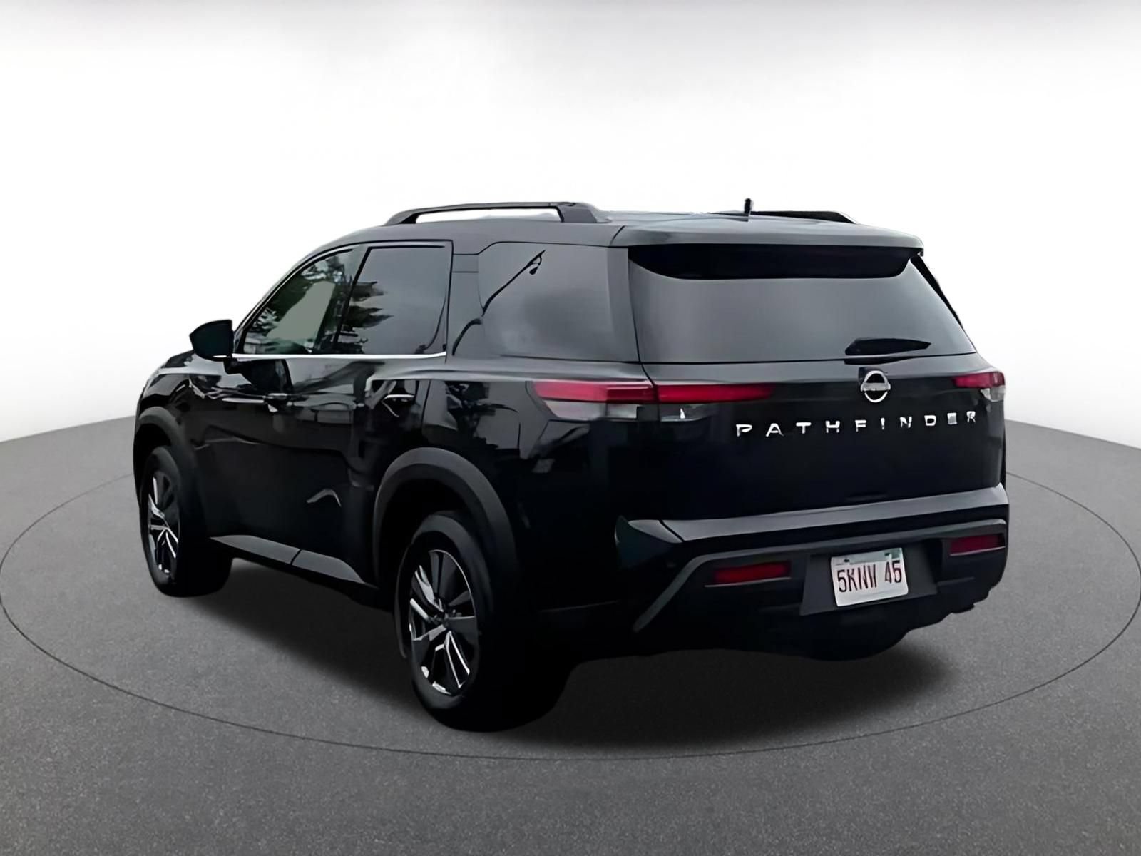 Thumbnail: 2025 Nissan Pathfinder - 10