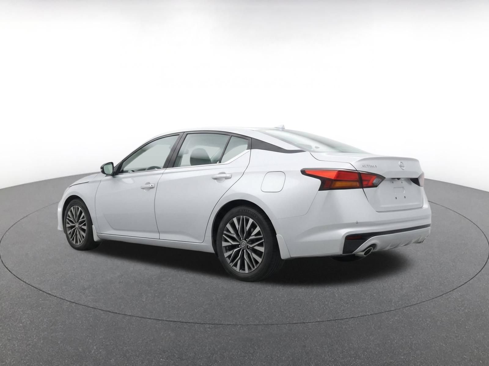 Thumbnail: 2026 Nissan Altima - 6