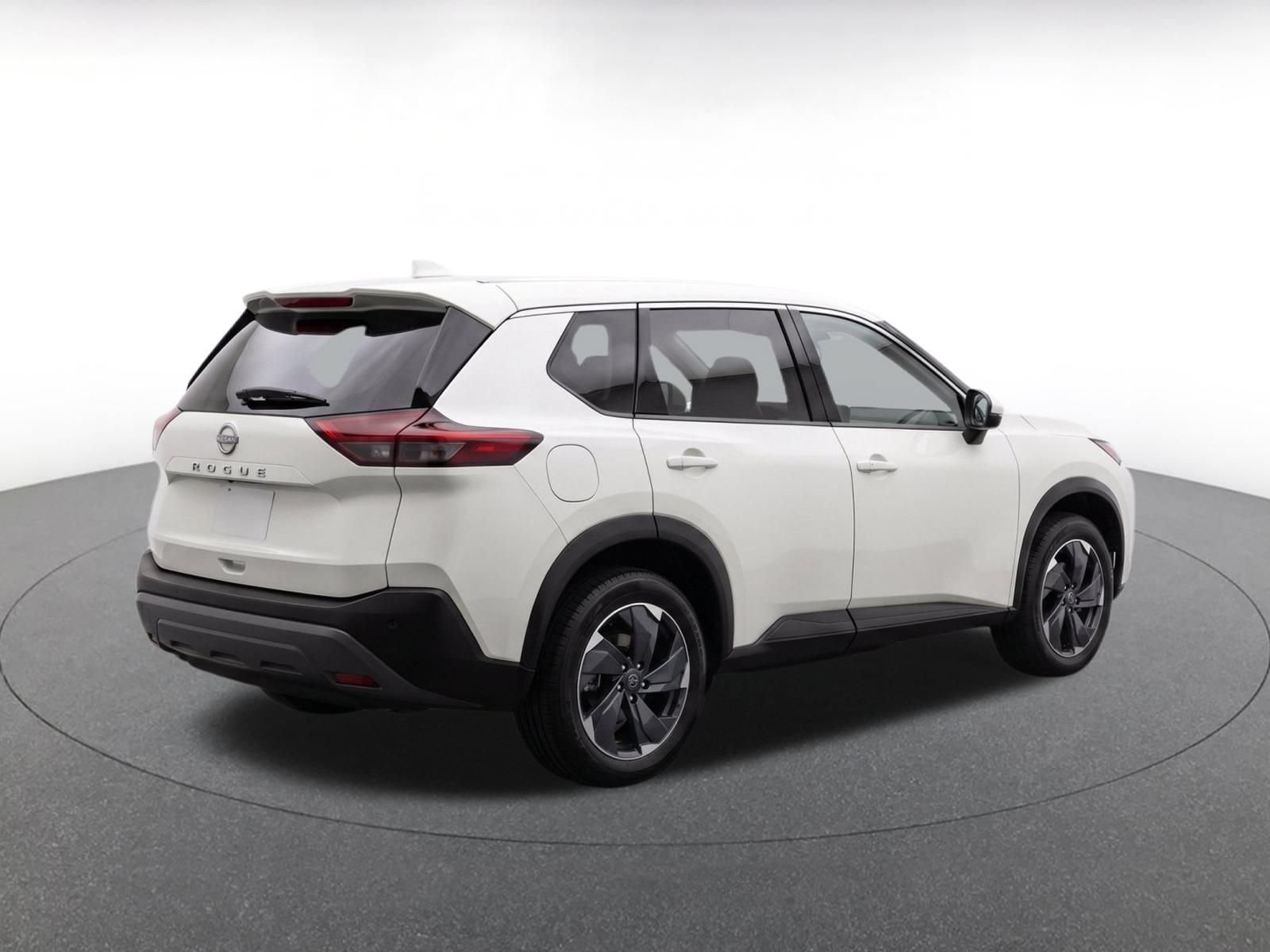 Thumbnail: 2025 Nissan Rogue - 8