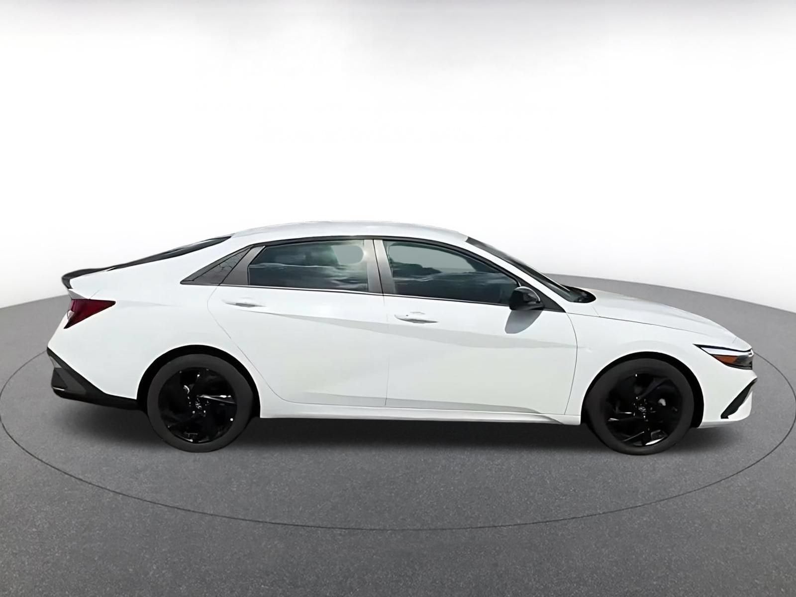 Thumbnail: 2026 Hyundai Elantra - 15