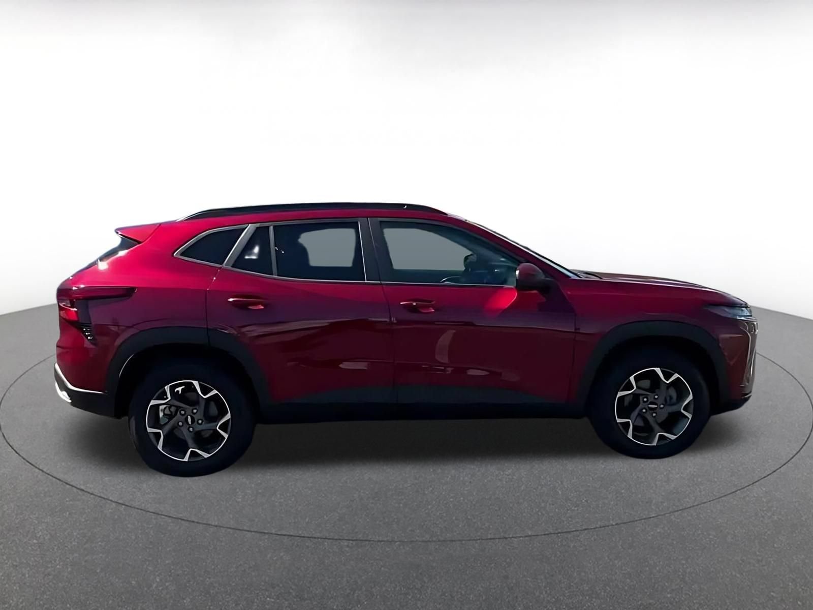 Thumbnail: 2025 Chevrolet Trax - 14