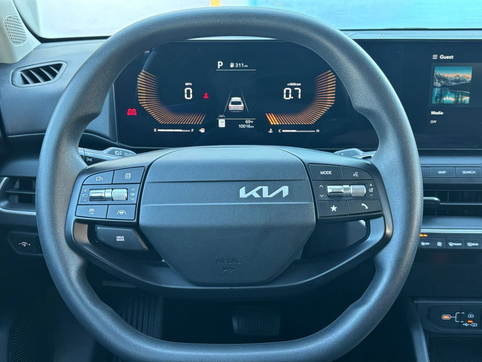 Thumbnail: 2026 Kia K4 - 24