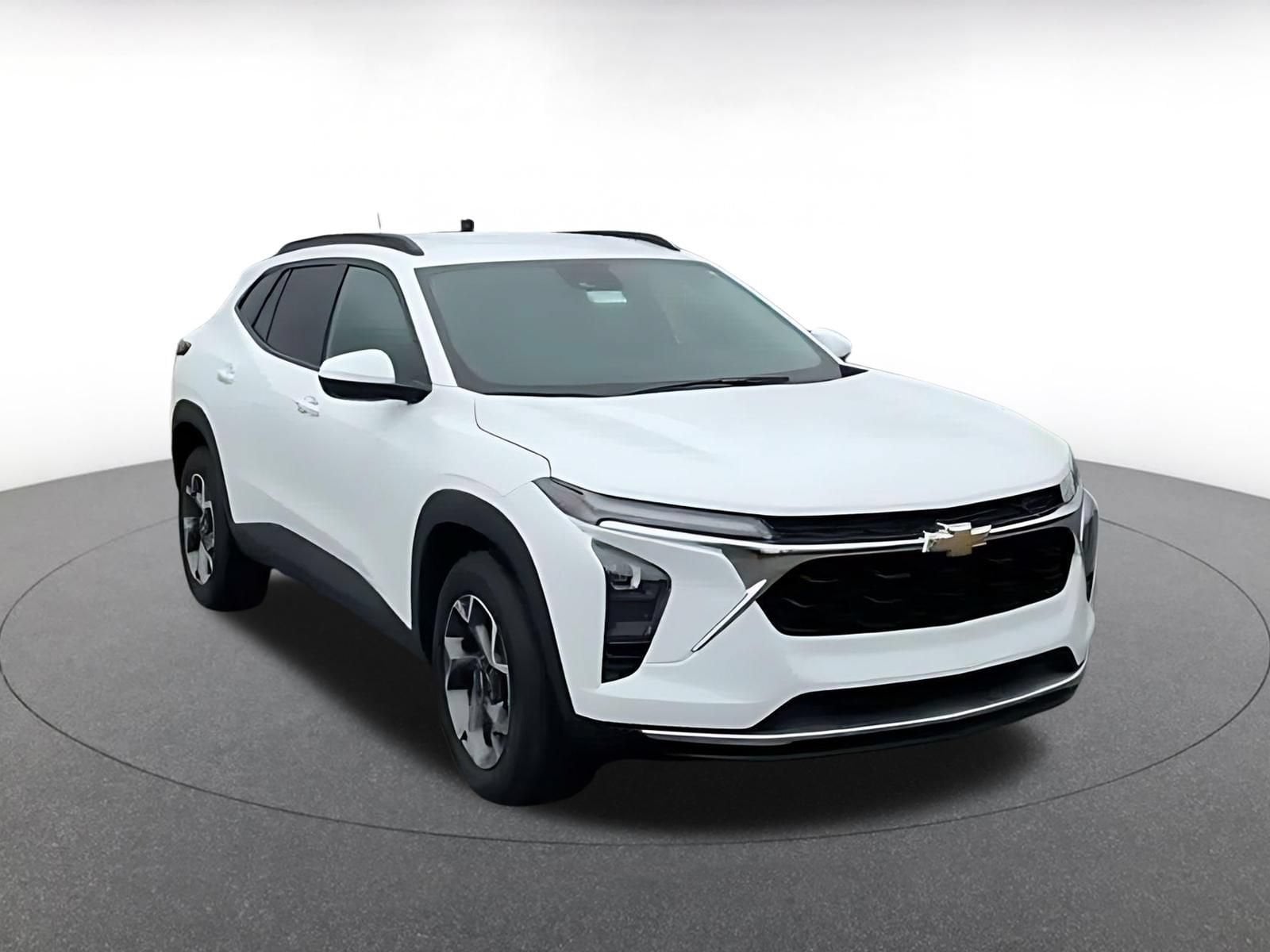 Thumbnail: 2025 Chevrolet Trax - 2