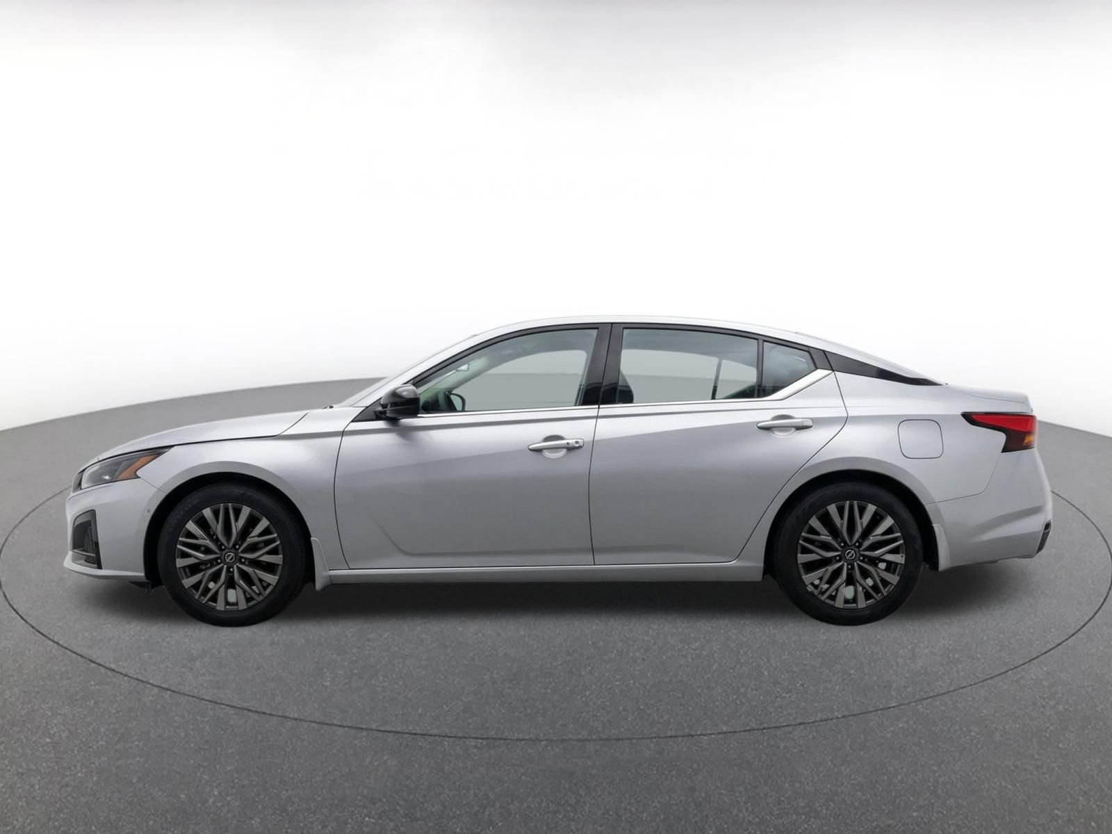 Thumbnail: 2026 Nissan Altima - 4