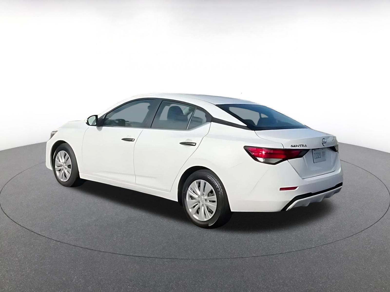 Thumbnail: 2025 Nissan Sentra - 8