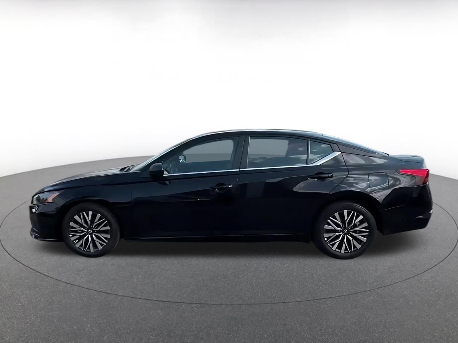 Thumbnail: 2026 Nissan Altima - 8