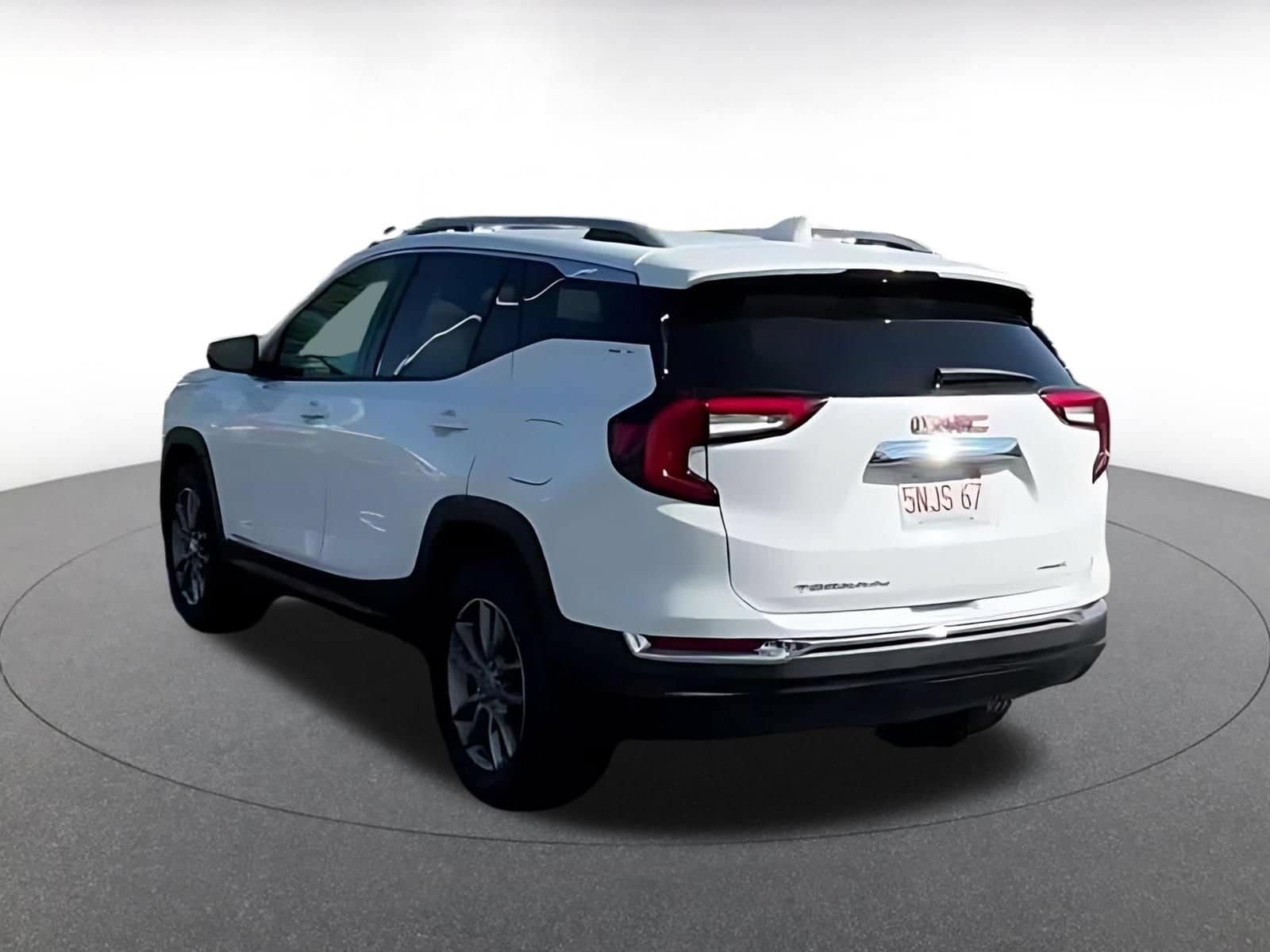 Thumbnail: 2024 GMC Terrain - 9