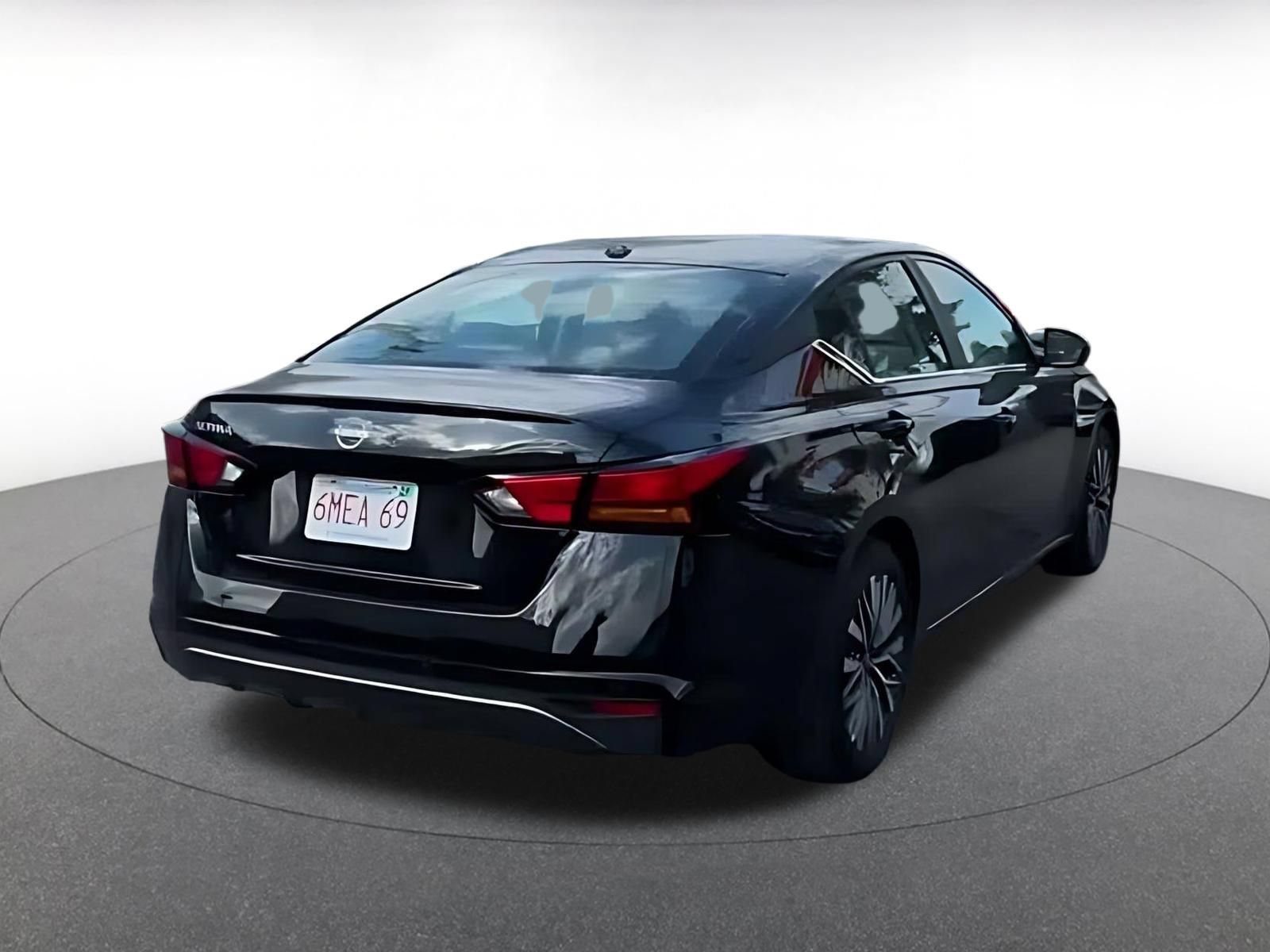 Thumbnail: 2026 Nissan Altima - 13