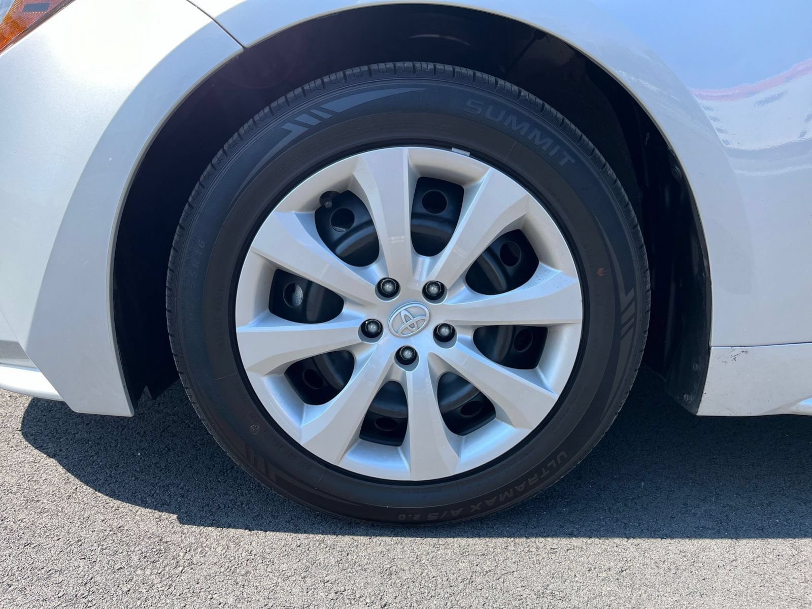 Thumbnail: 2025 Toyota Corolla - 34