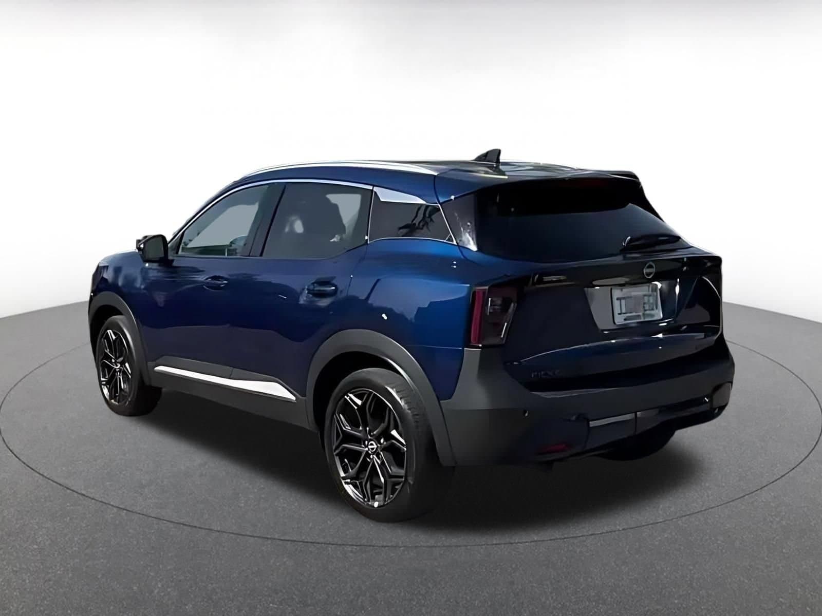 Thumbnail: 2026 Nissan Kicks - 10