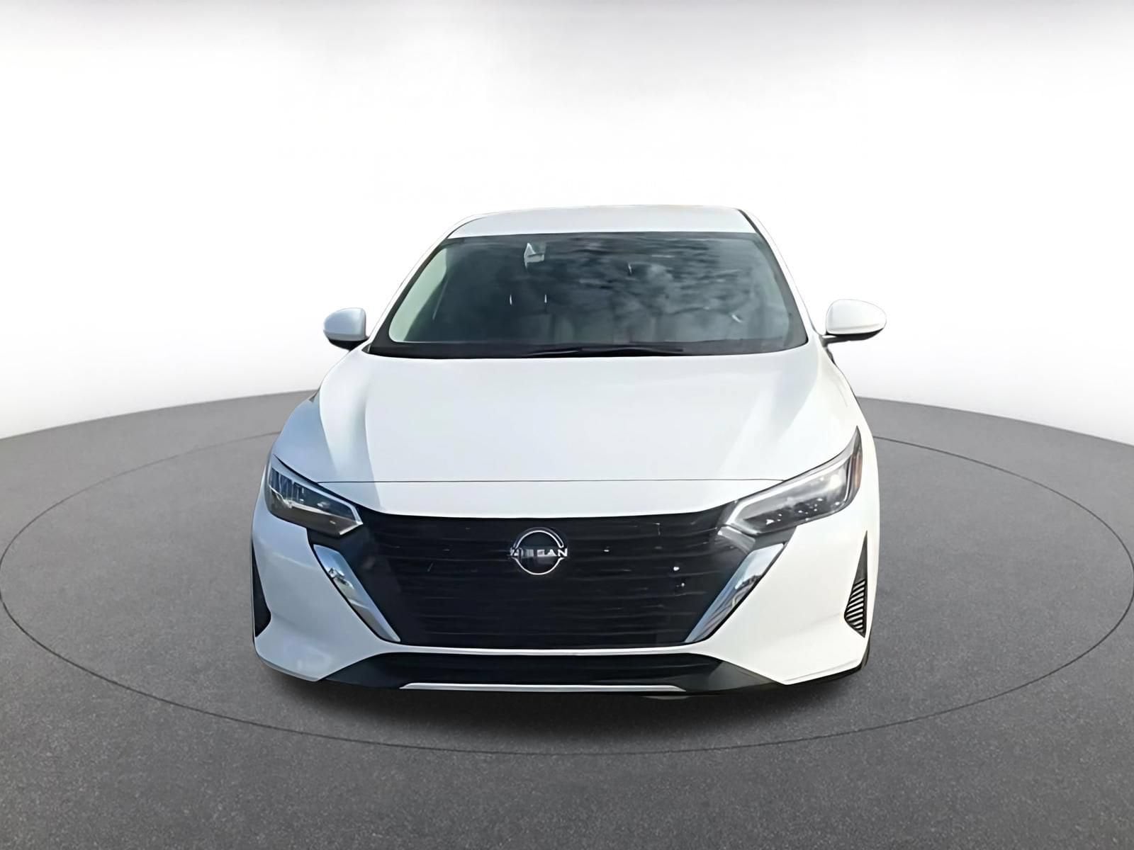 Thumbnail: 2025 Nissan Sentra - 3