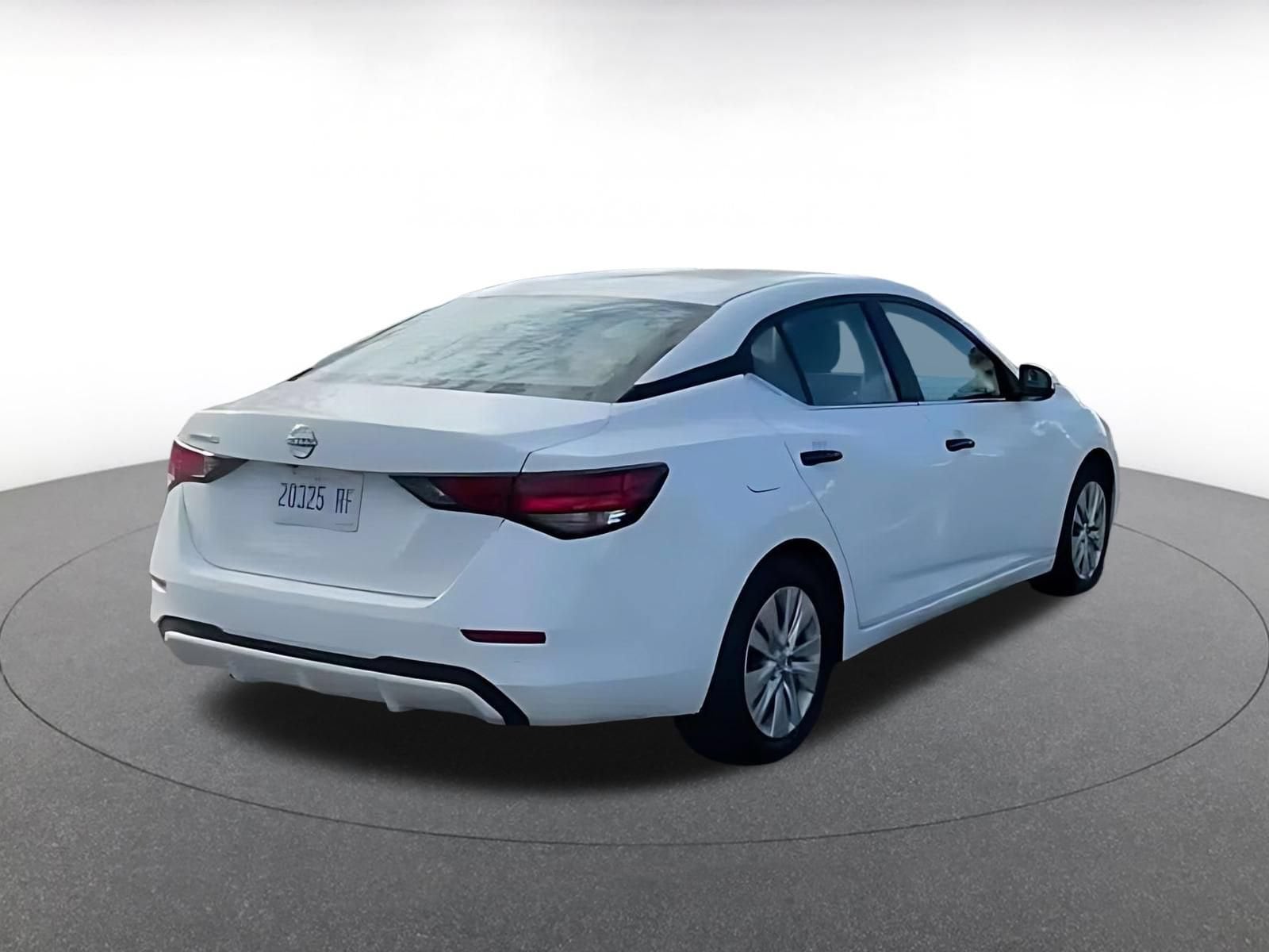 Thumbnail: 2025 Nissan Sentra - 12