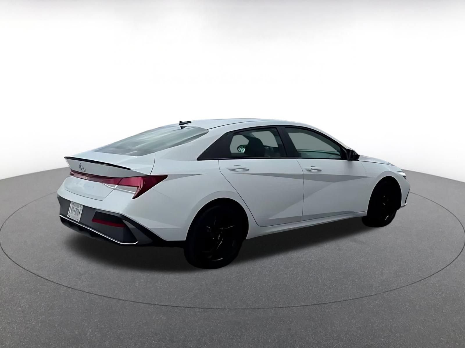 Thumbnail: 2026 Hyundai Elantra - 10