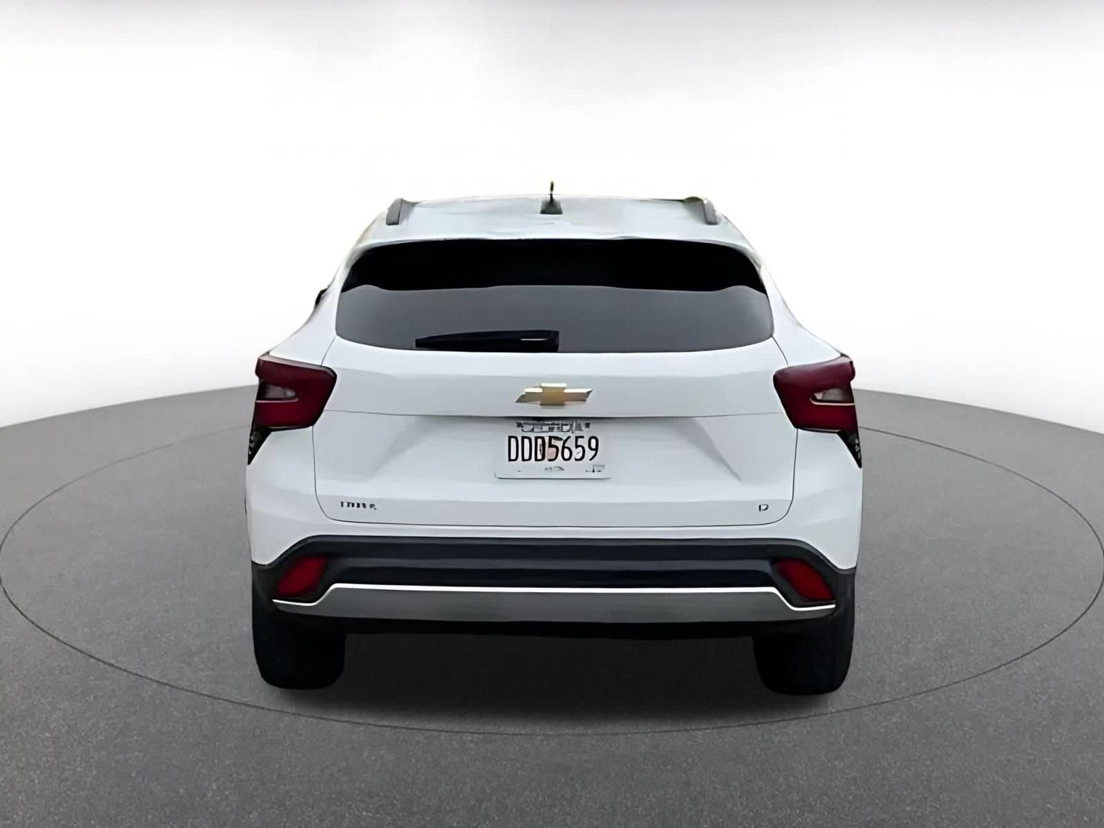 Thumbnail: 2025 Chevrolet Trax - 6