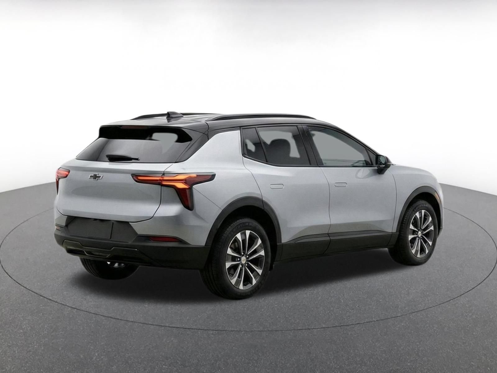 Thumbnail: 2025 Chevrolet Equinox - 9