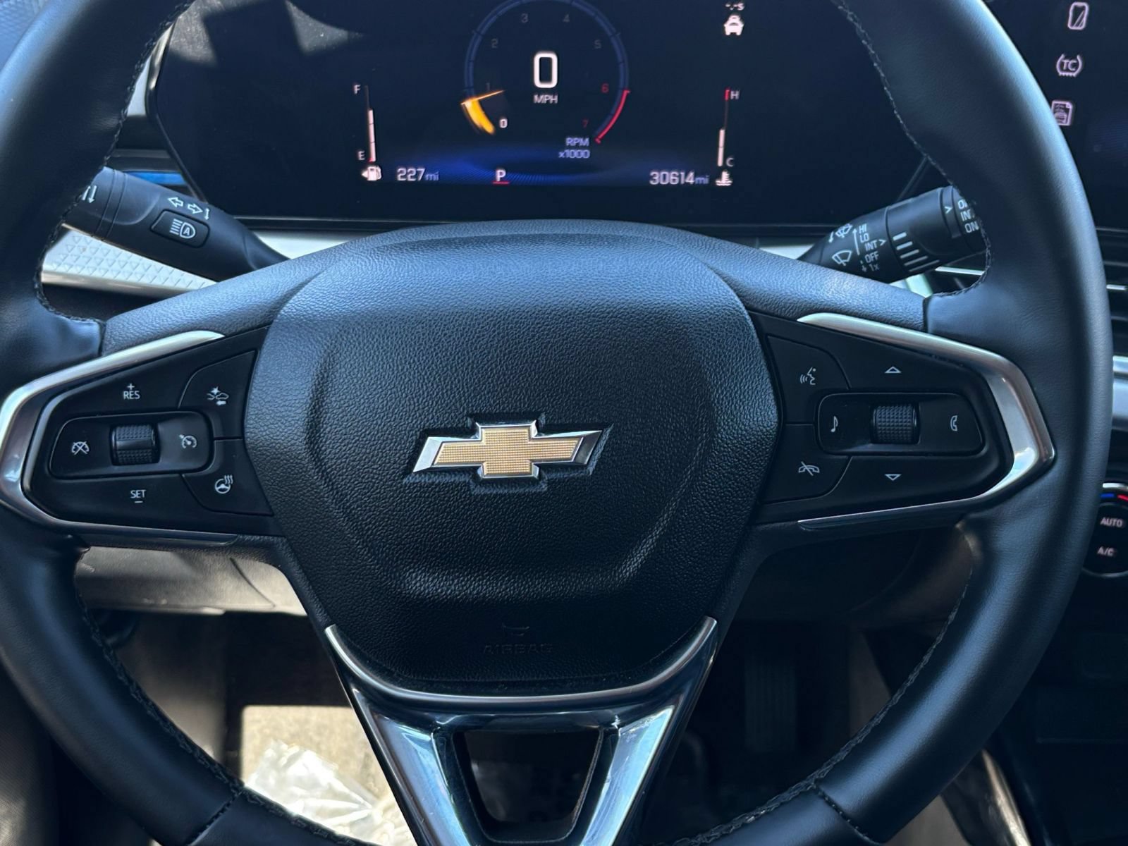 Thumbnail: 2025 Chevrolet Trax - 24